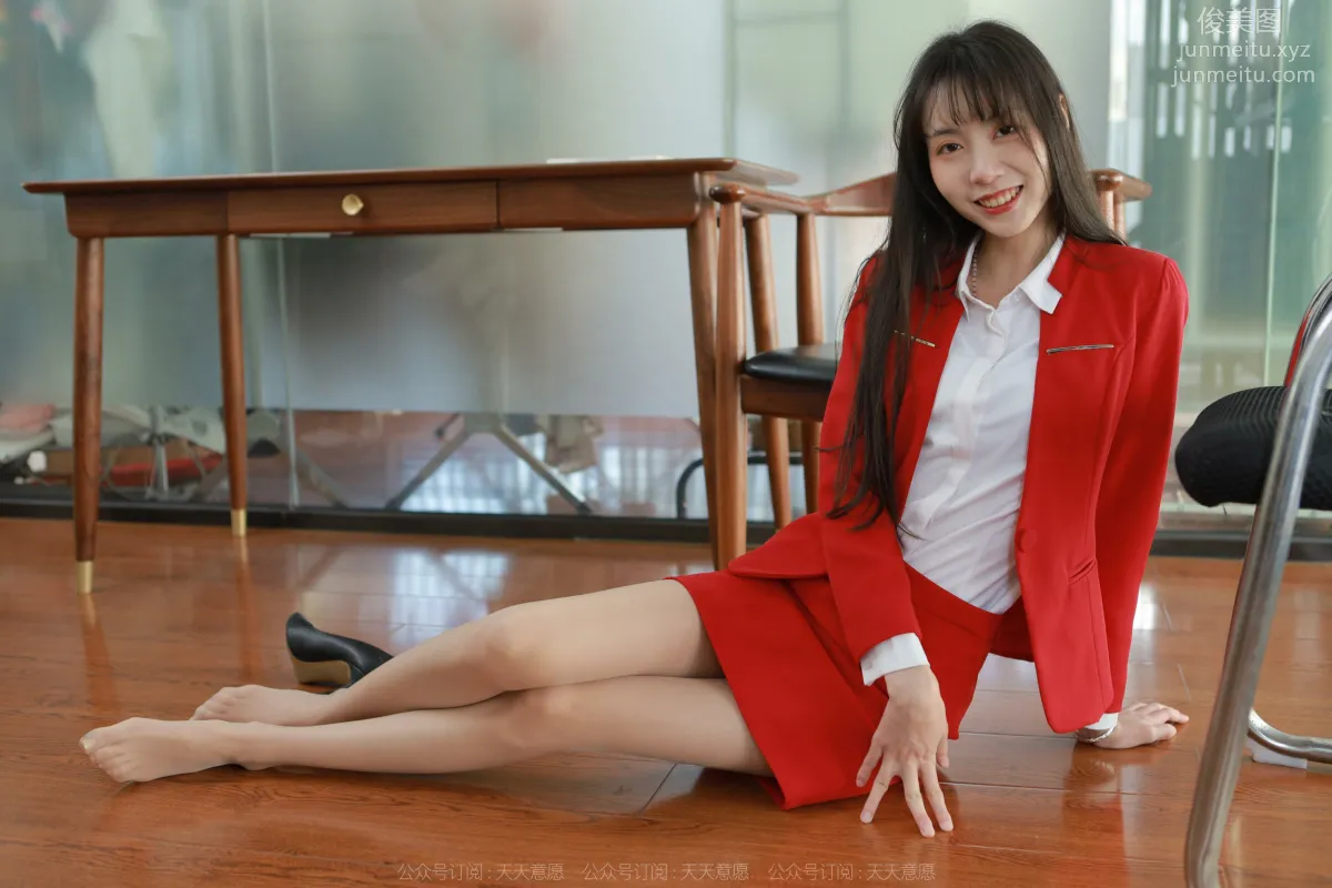 [IESS] 2022.04.17 Silk Enjoyer 1062: Tuan Tuan, Red Skirt Long Legs OL photo 68