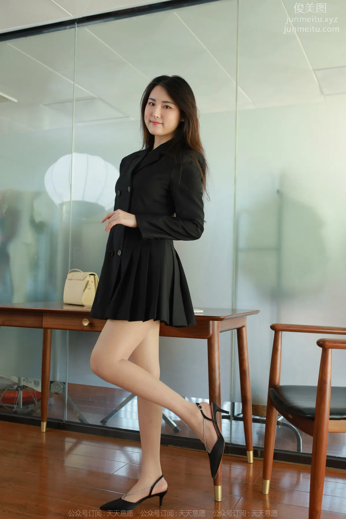 [IESS] 2022.04.20 Silk Enjoyer 1065: Xiao Bao, Black Pleated Skirt photo 15
