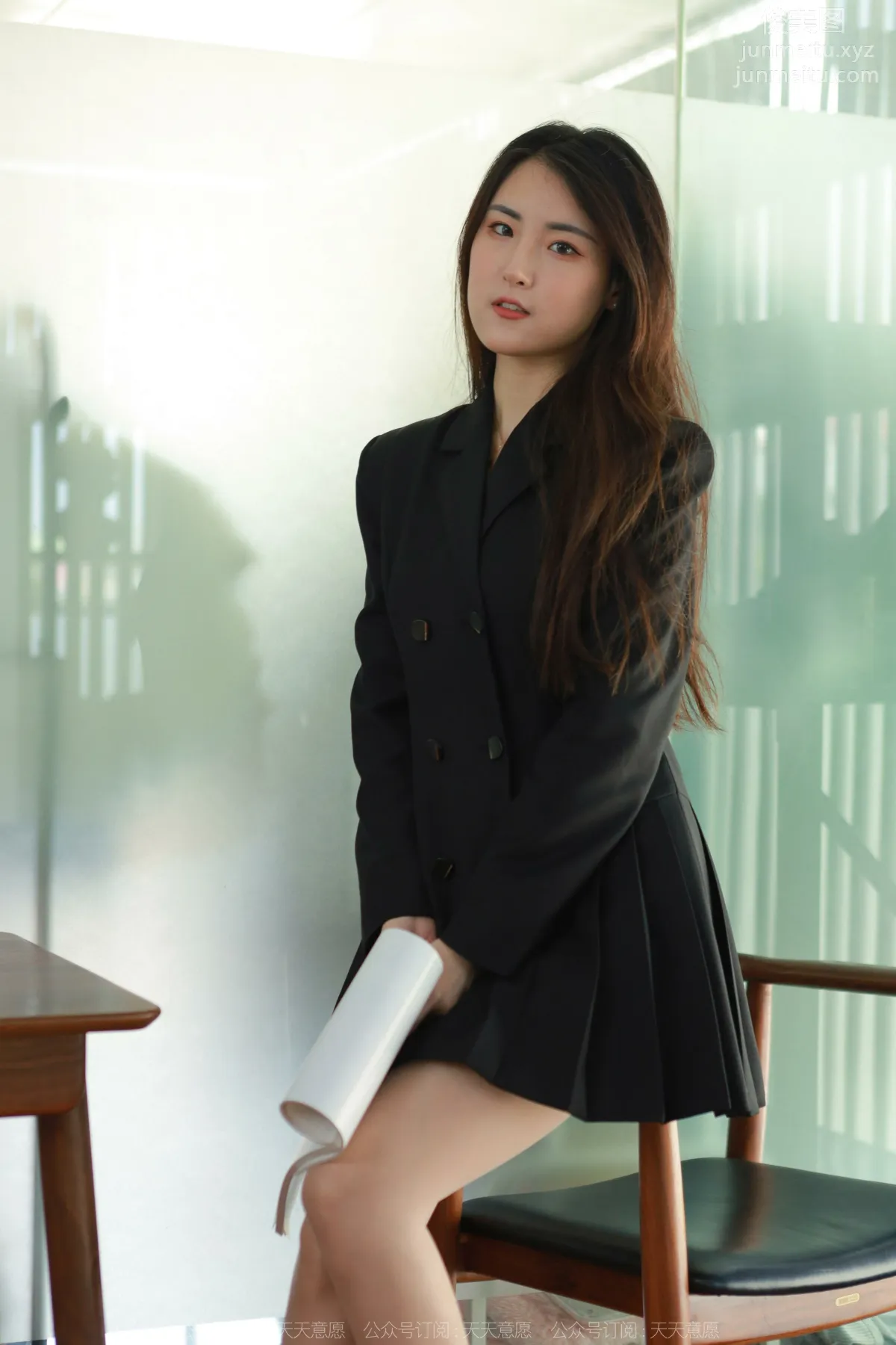 [IESS] 2022.04.20 Silk Enjoyer 1065: Xiao Bao, Black Pleated Skirt photo 20