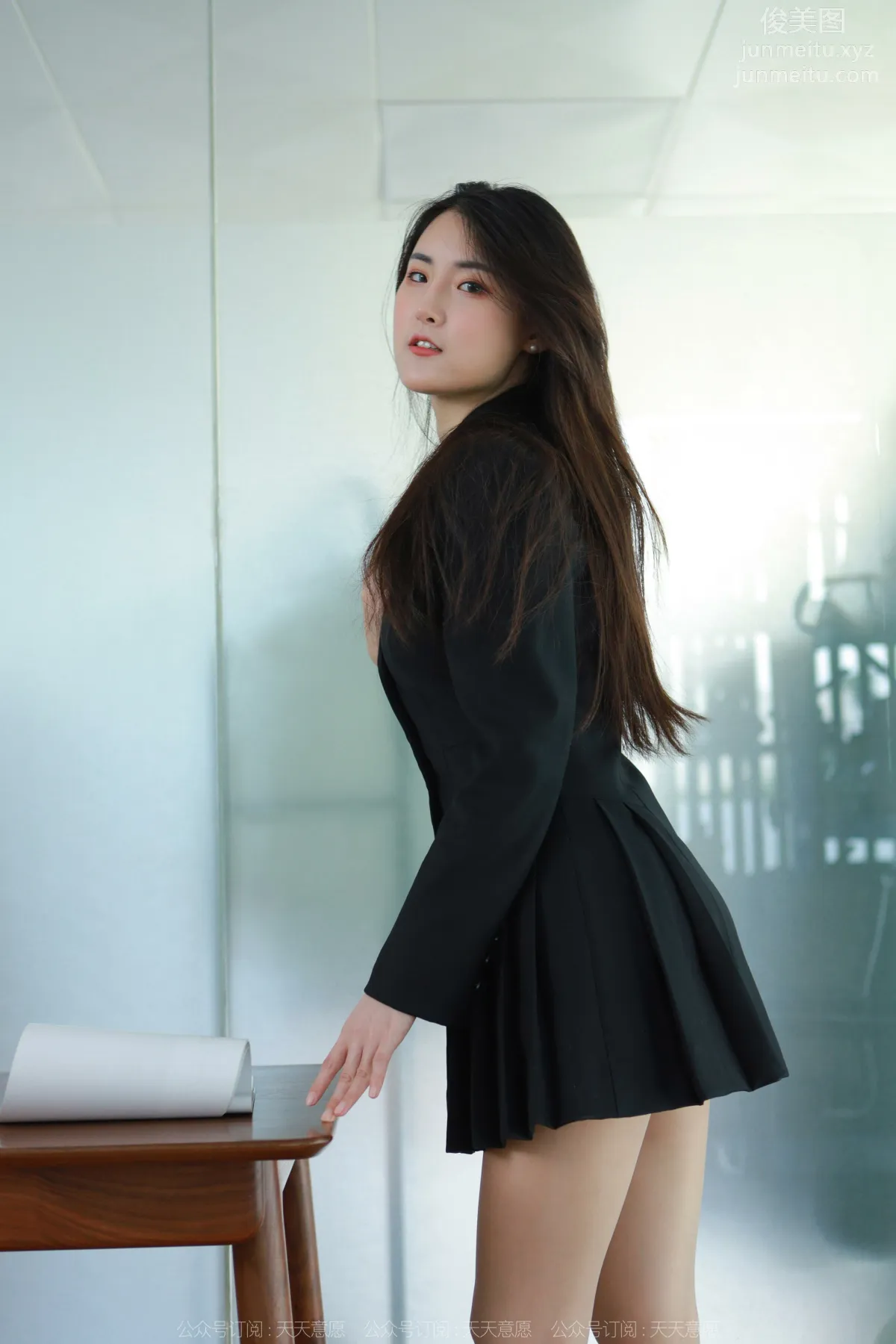 [IESS] 2022.04.20 Silk Enjoyer 1065: Xiao Bao, Black Pleated Skirt photo 64