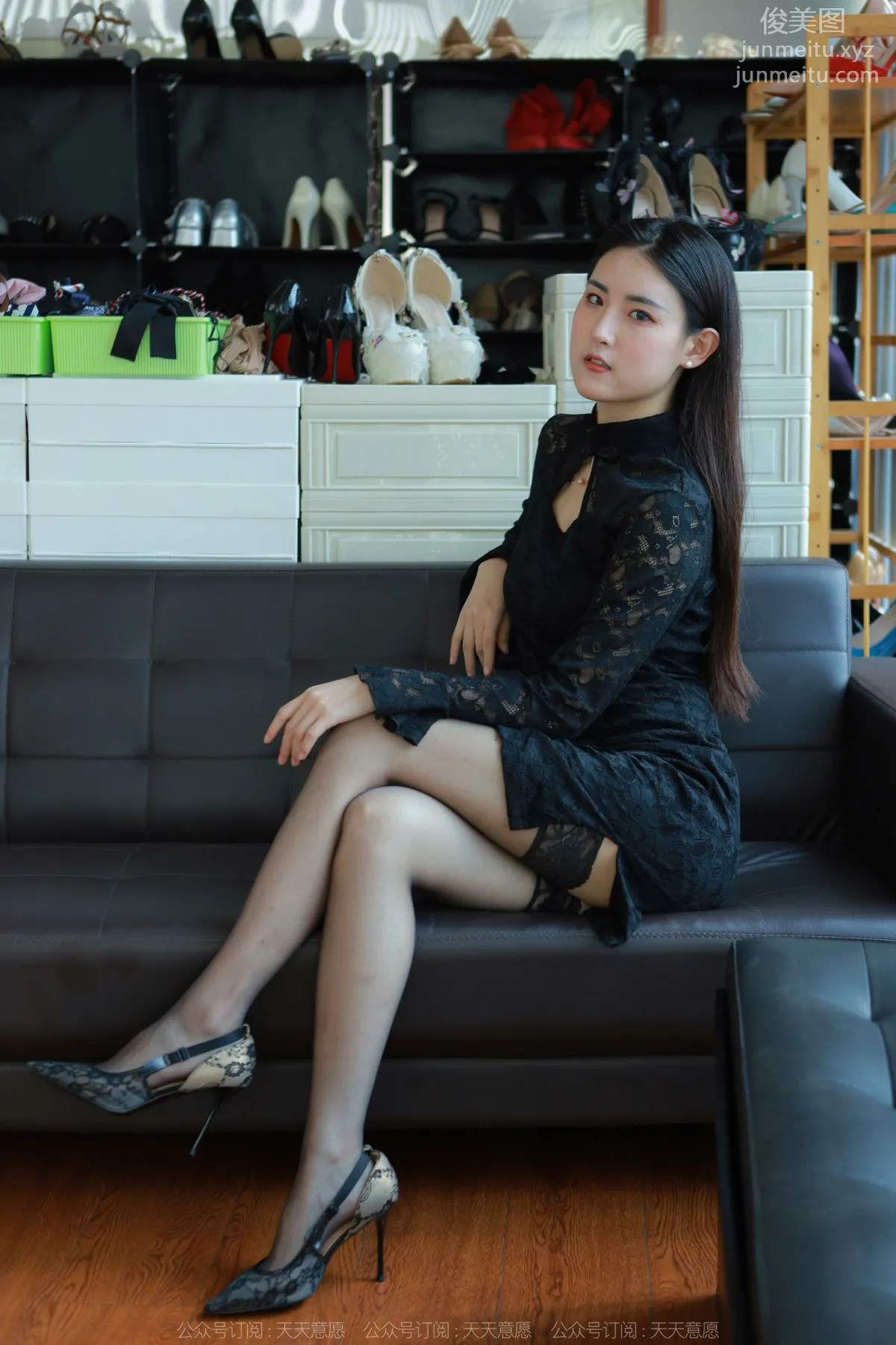 [IESS] 2022.04.28 Silk Enjoyer 1073: Xiao Bao, Half-Calf Black Stockings photo 32