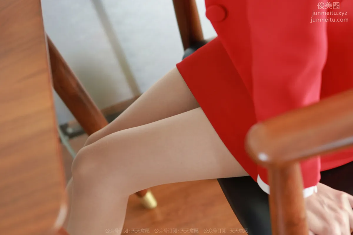 [IESS] 2022.05.03 Silk Enjoyer 1077: Tuan Tuan, Red Dress Beauty with Long Legs photo 36
