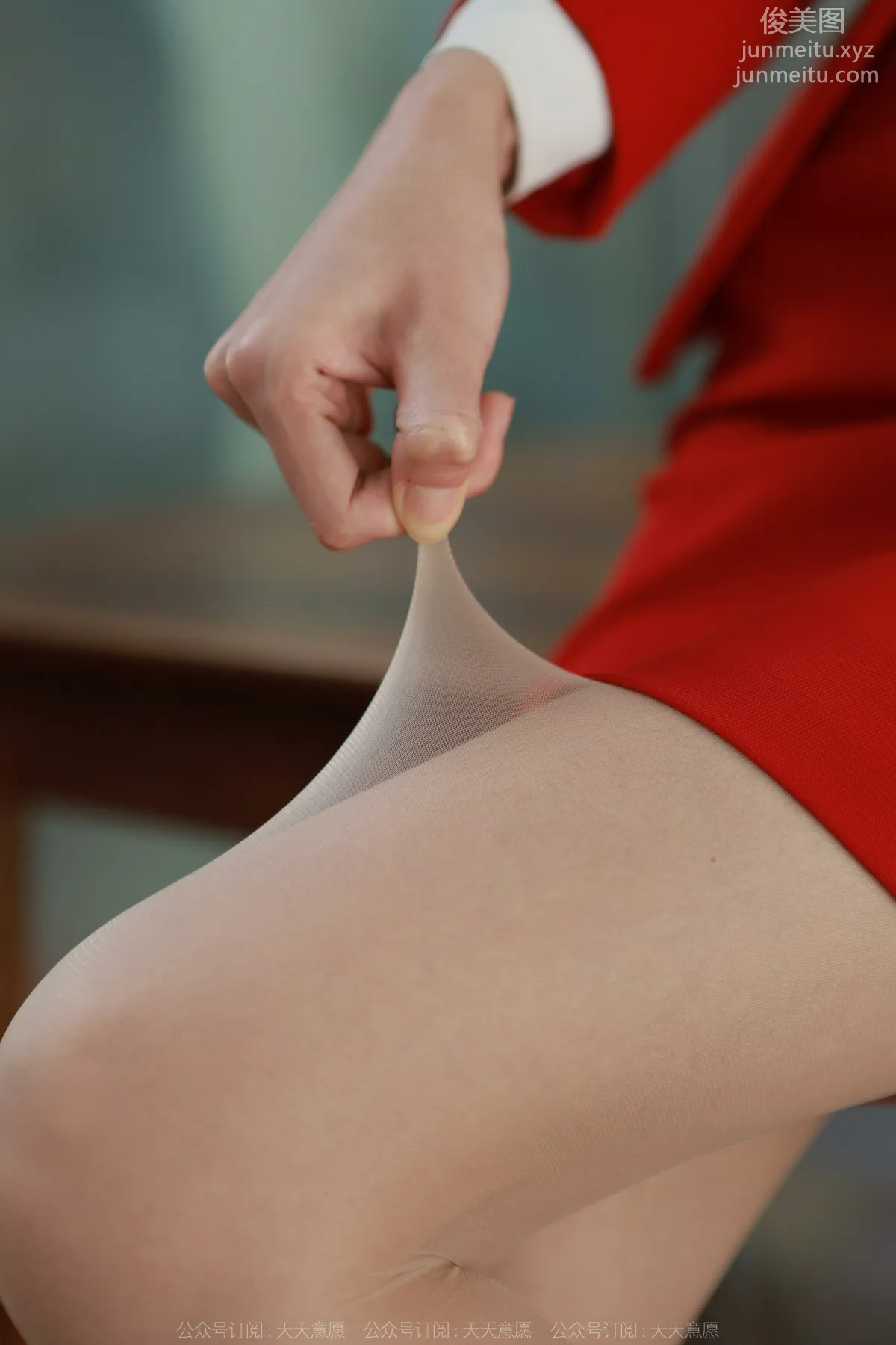 [IESS] 2022.05.03 Silk Enjoyer 1077: Tuan Tuan, Red Dress Beauty with Long Legs photo 65