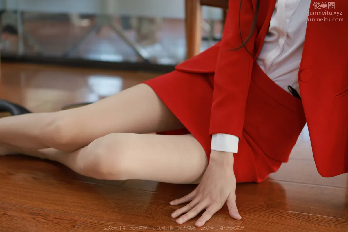 [IESS] 2022.05.03 Silk Enjoyer 1077: Tuan Tuan, Red Dress Beauty with Long Legs photo 66