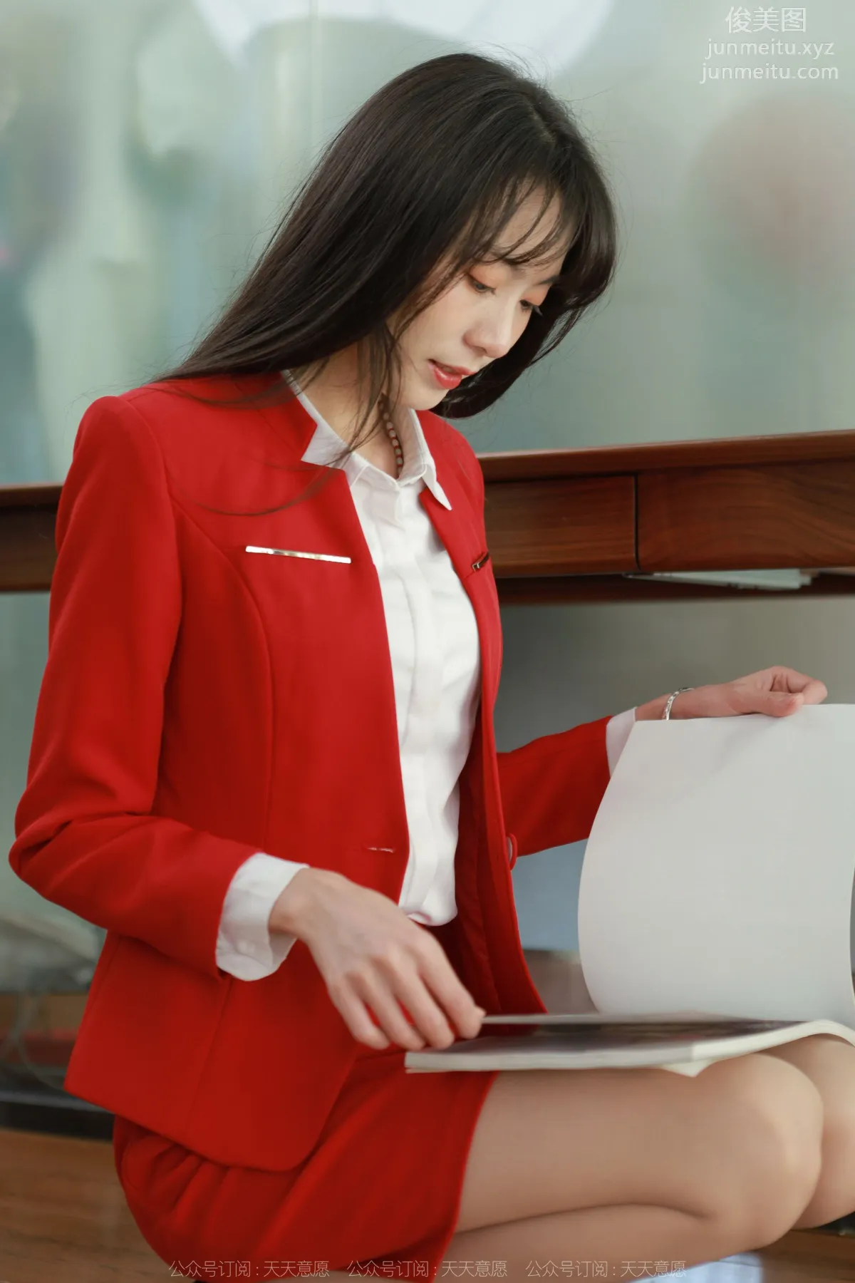 [IESS] 2022.05.03 Silk Enjoyer 1077: Tuan Tuan, Red Dress Beauty with Long Legs photo 78
