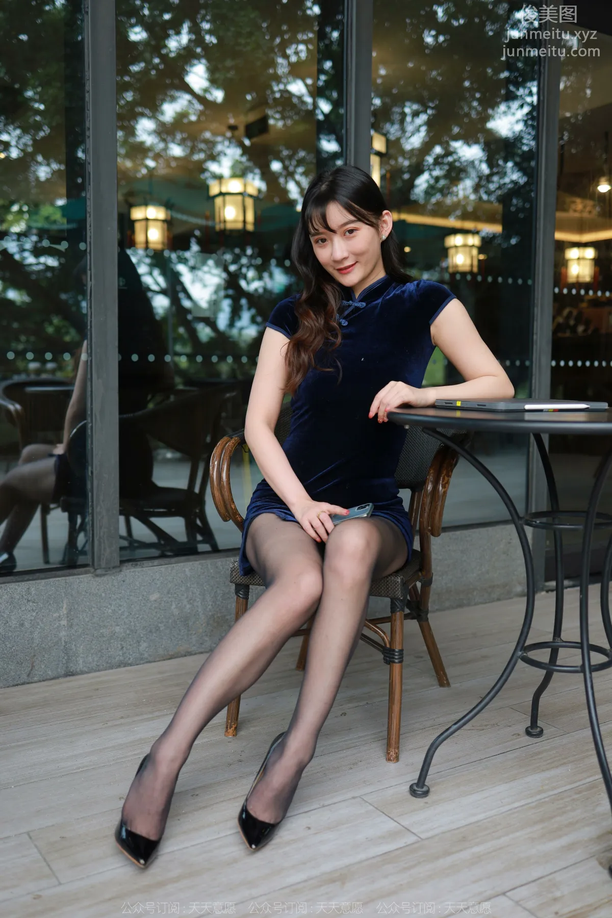 [IESS] 2022.05.04 Silk Enjoyer 1078: IESS Qiuqiu, High-Cut Qipao and Black Stockings photo 3