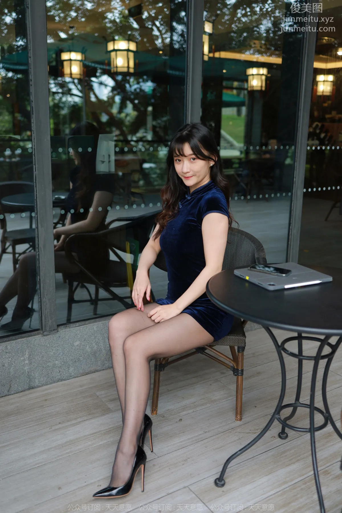 [IESS] 2022.05.04 Silk Enjoyer 1078: IESS Qiuqiu, High-Cut Qipao and Black Stockings photo 21