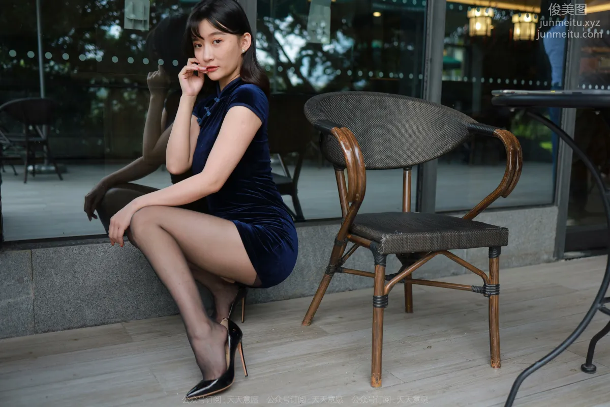 [IESS] 2022.05.04 Silk Enjoyer 1078: IESS Qiuqiu, High-Cut Qipao and Black Stockings photo 27