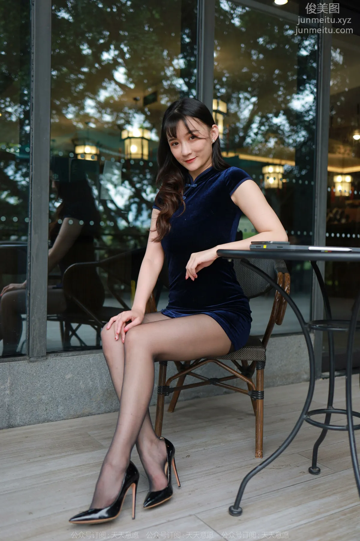 [IESS] 2022.05.04 Silk Enjoyer 1078: IESS Qiuqiu, High-Cut Qipao and Black Stockings photo 65