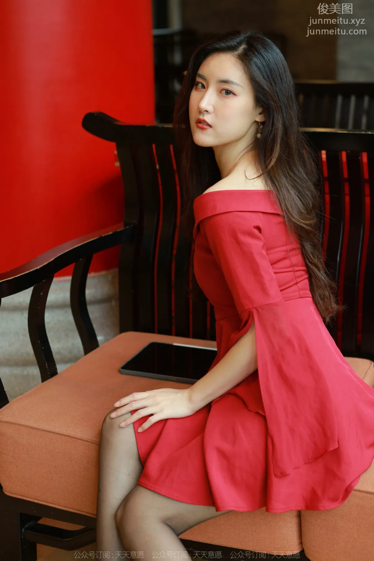 [IESS] 2022.05.08 Silk Enjoyer 1082: Xiao Bao, Red Dress Goddess photo 2