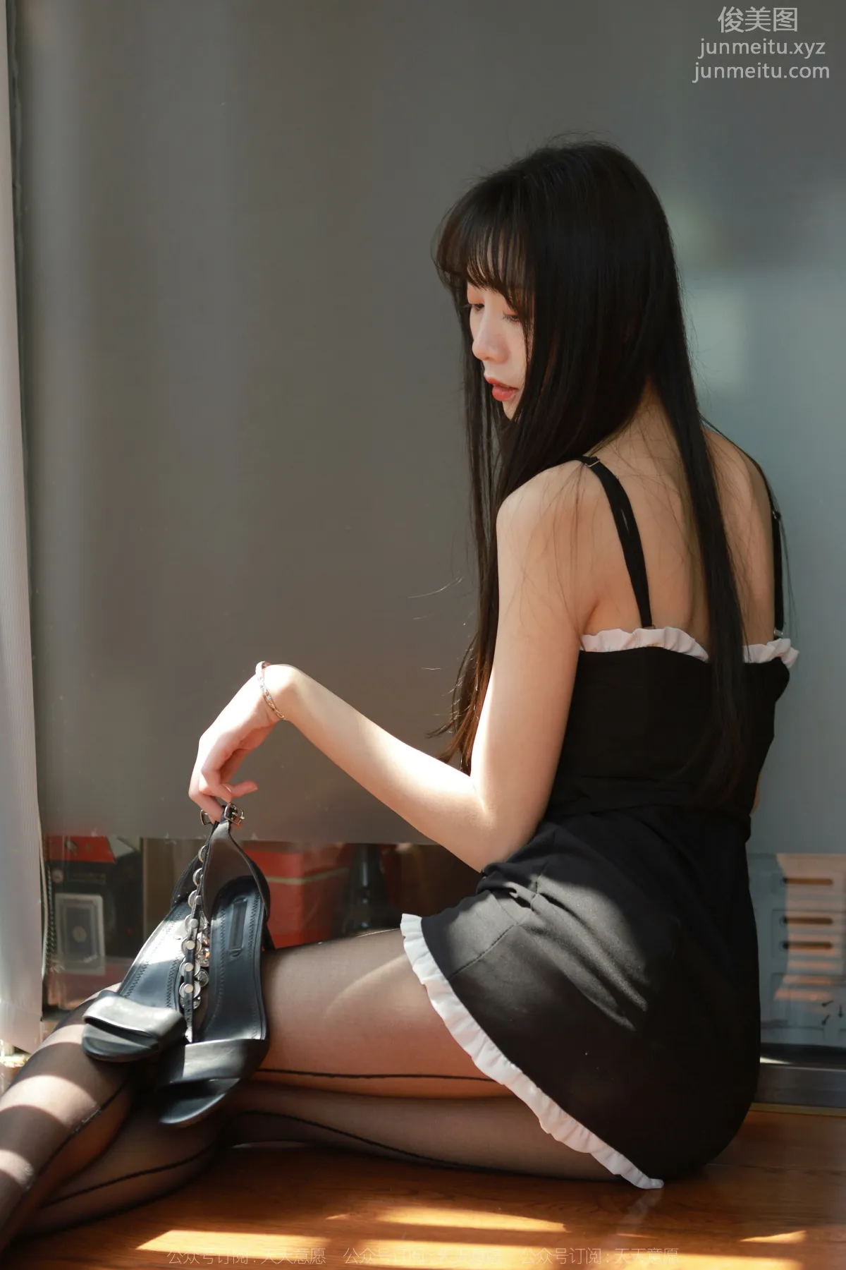 [IESS] 2022.05.10 Silk Enjoyer 1084: Tuan Tuan, Sparkling Black Stockings [89P] photo 85