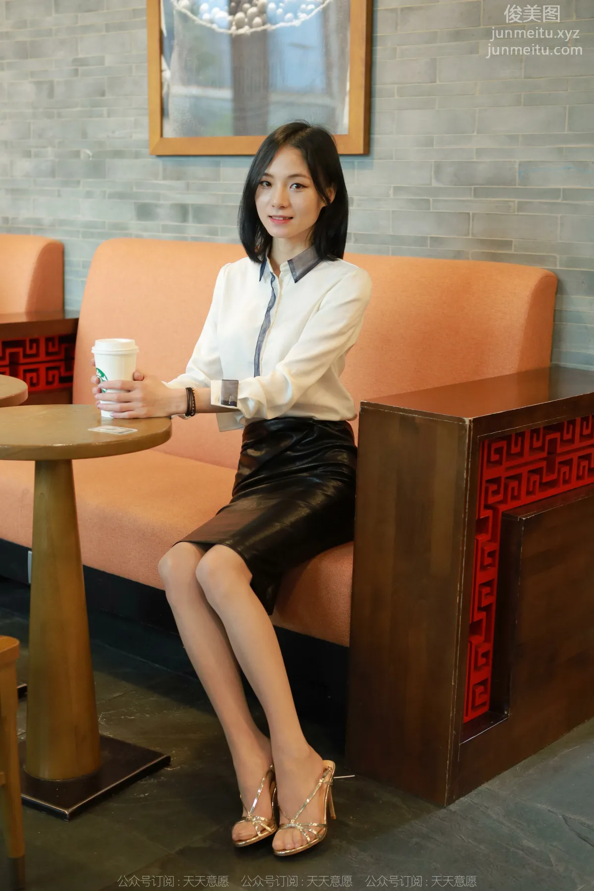 [IESS] 2022.05.14 Silk Enjoyer 1088: Xiao Liu, Gentle Nude Stockings [83P] photo 54