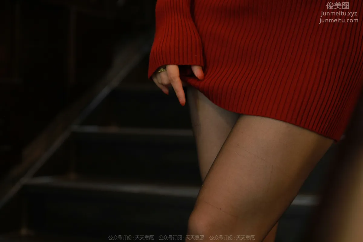 [IESS] 2022.05.22 Silk Enjoyer 1095: IESS Qiuqiu, Deep V Red Dress [85P] photo 65