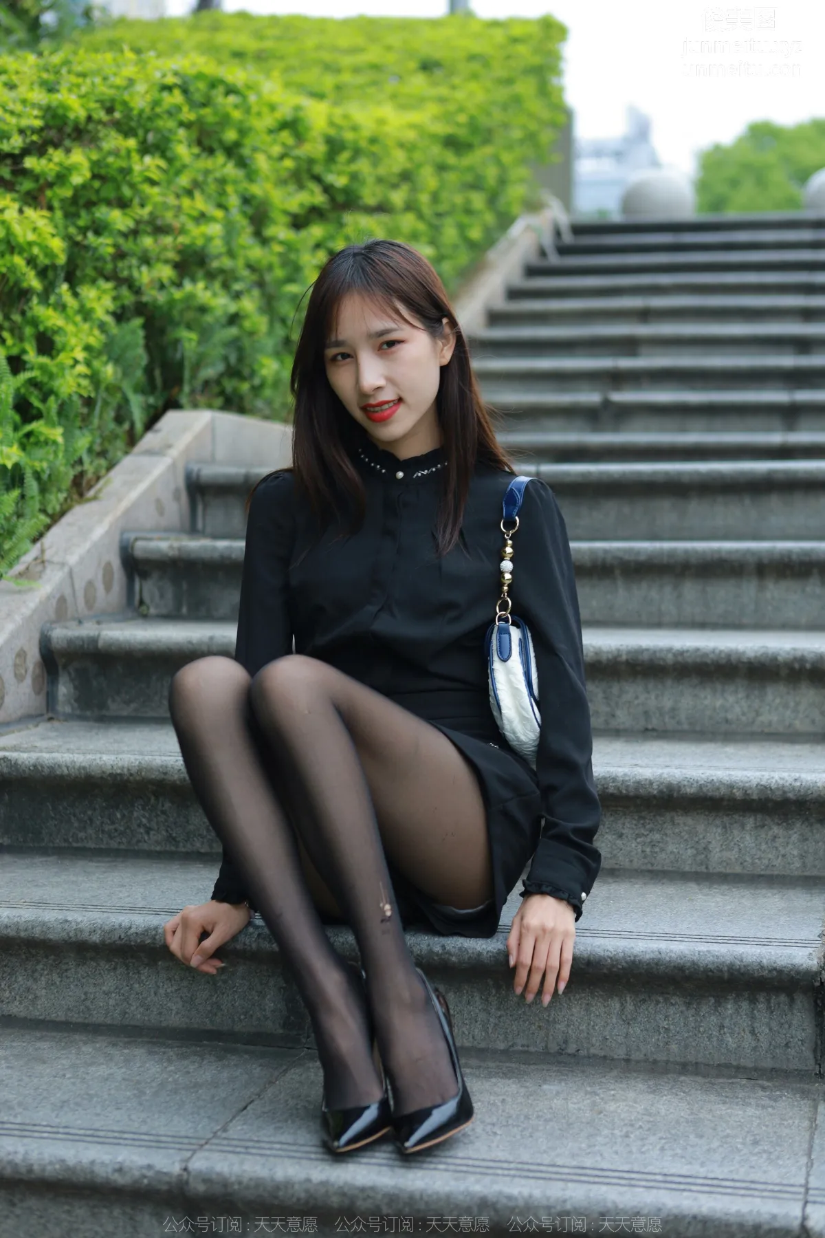 [IESS] 2022.05.25 Silk Enjoyer 1098: Mei Zi, Red Lips and Black Stockings [89P] photo 36
