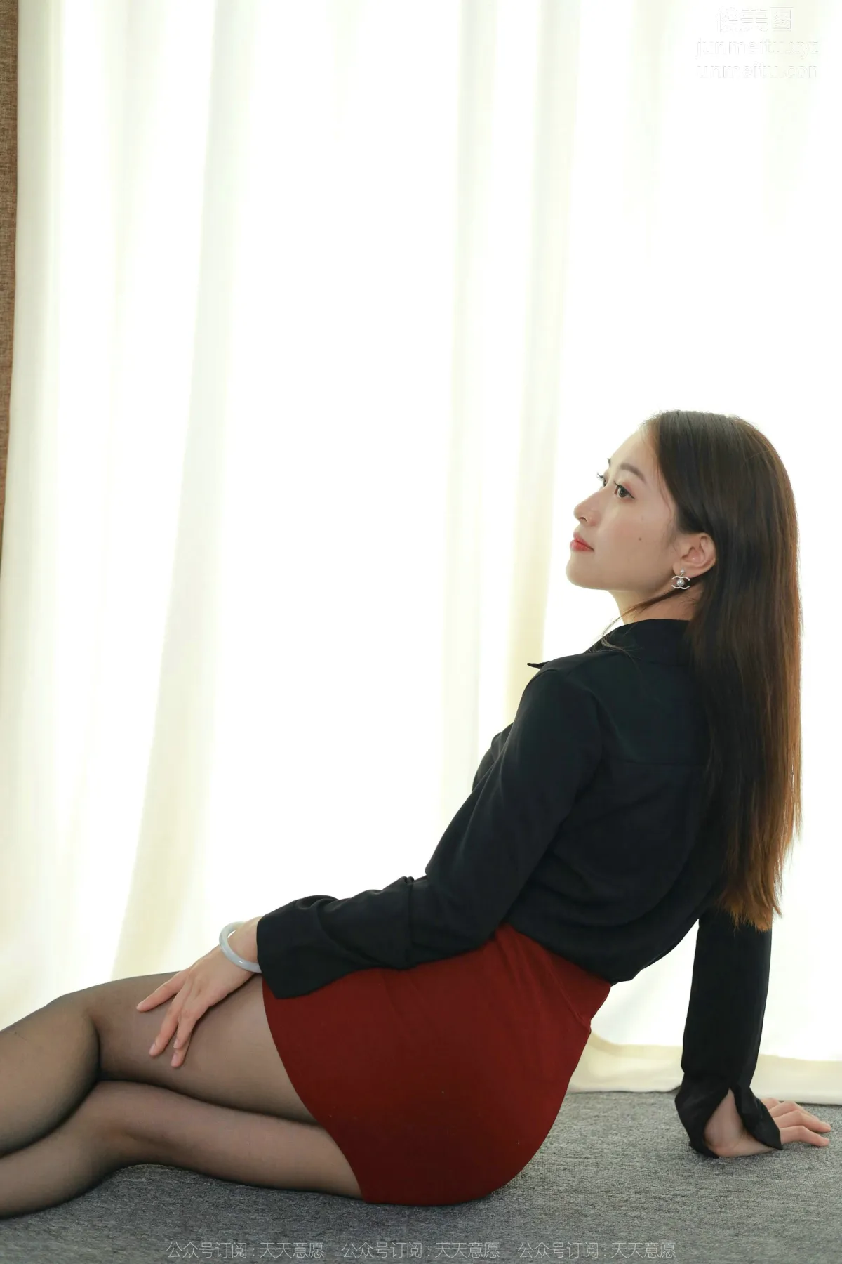 [IESS] 2022.06.08 Silk Enjoyer 1111: Xiao Jie, Sister Yu in Black Stockings [92P] photo 61