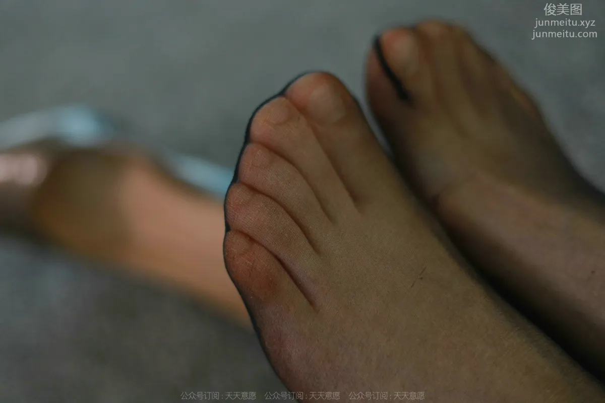 [IESS] 2022.06.08 Silk Enjoyer 1111: Xiao Jie, Sister Yu in Black Stockings [92P] photo 63