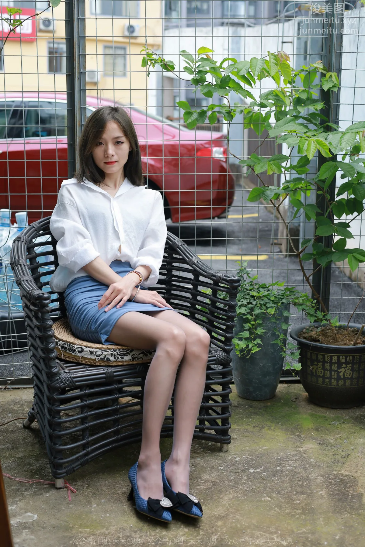 [IESS] 2022.06.09 Silk Enjoyer 1112: Xiao Liu, Blue Shoes and Gray Stockings [85P] photo 4