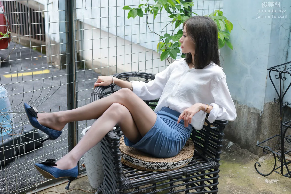 [IESS] 2022.06.09 Silk Enjoyer 1112: Xiao Liu, Blue Shoes and Gray Stockings [85P] photo 17