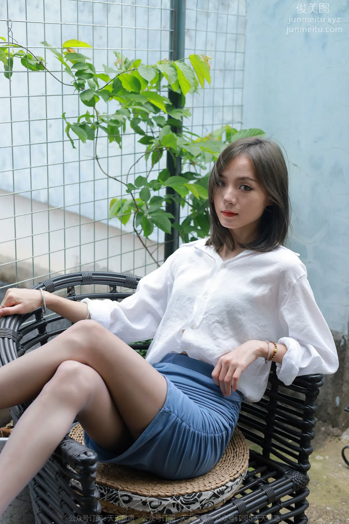 [IESS] 2022.06.09 Silk Enjoyer 1112: Xiao Liu, Blue Shoes and Gray Stockings [85P] photo 18