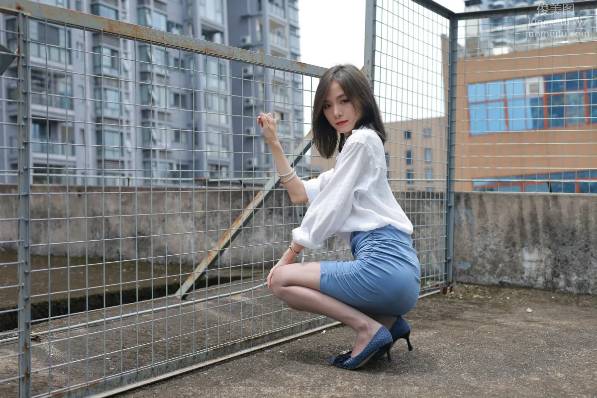 [IESS] 2022.06.09 Silk Enjoyer 1112: Xiao Liu, Blue Shoes and Gray Stockings [85P] photo 64