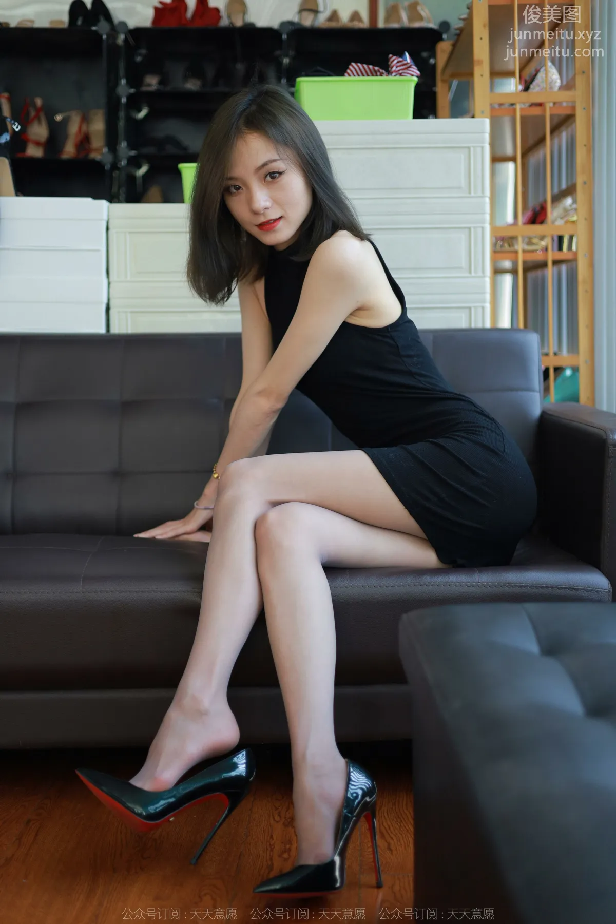 [IESS] 2022.07.04 Silk Enjoyer 1137: Xiao Liu, Gray Stockings Queen [84P] photo 2