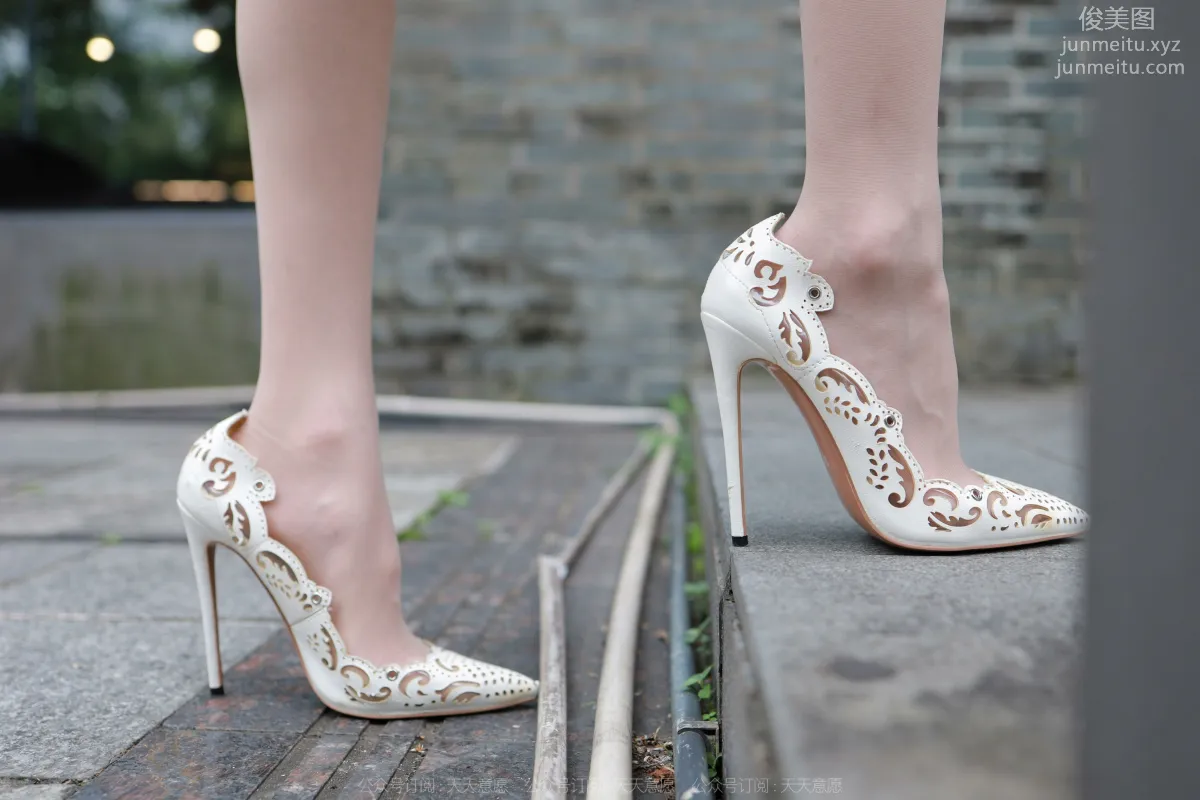 [IESS] 2022.07.05 Silk Enjoyer 1138: Tuan Tuan, Fresh Nude Stockings [84P] photo 15