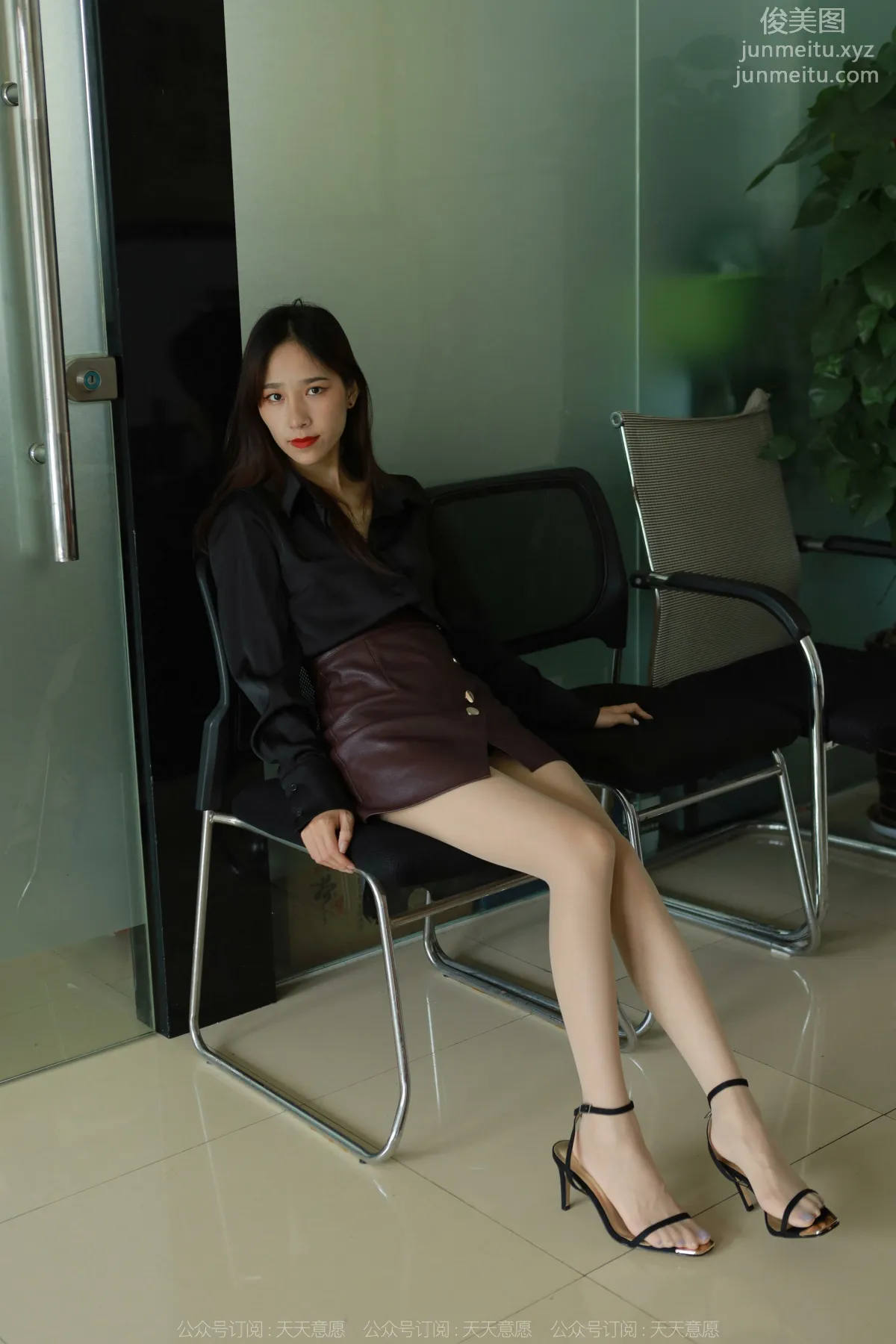 [IESS] 2022.07.29 Silk Enjoyer 1162: Mei Zi, Office Warmth [87P] photo 5