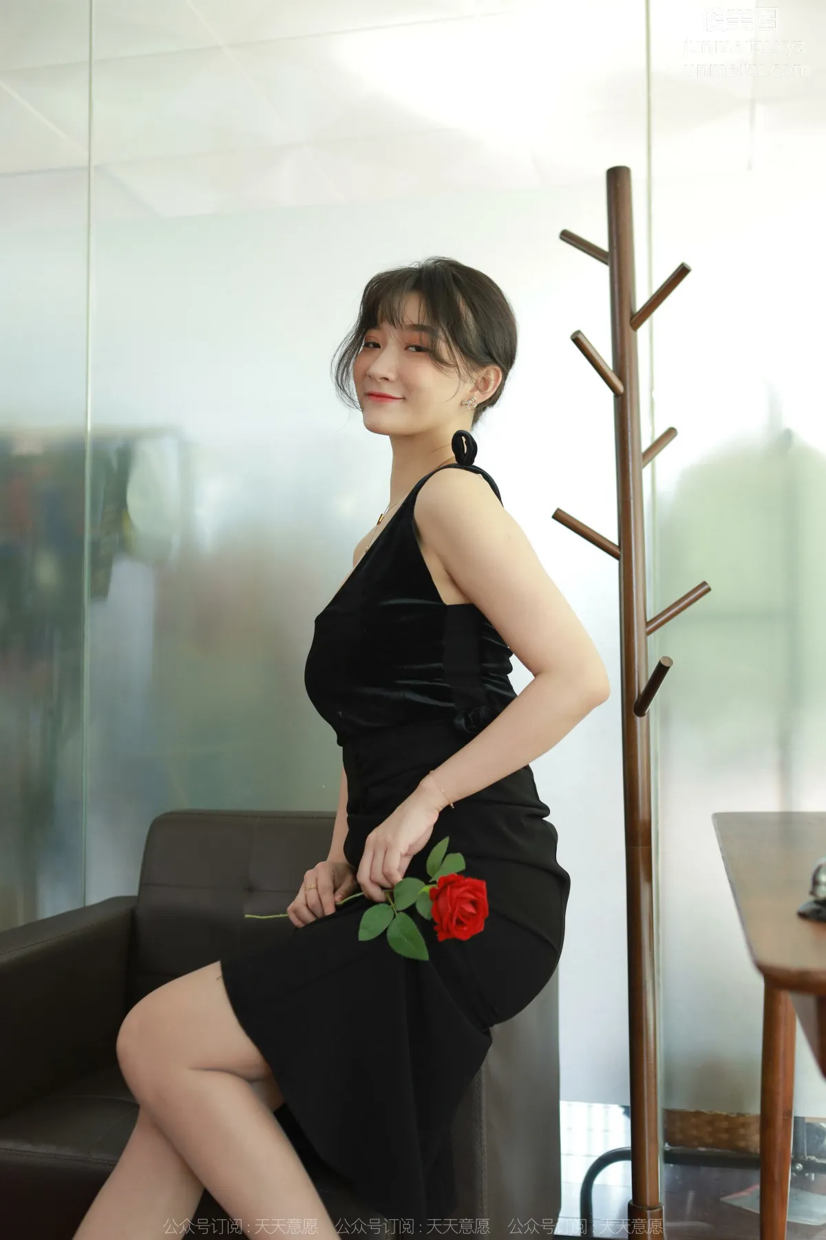[IESS] 2022.08.10 Silk Enjoyer 1173: IESS Qiuqiu, Sexy Red Rose [97P] photo 52