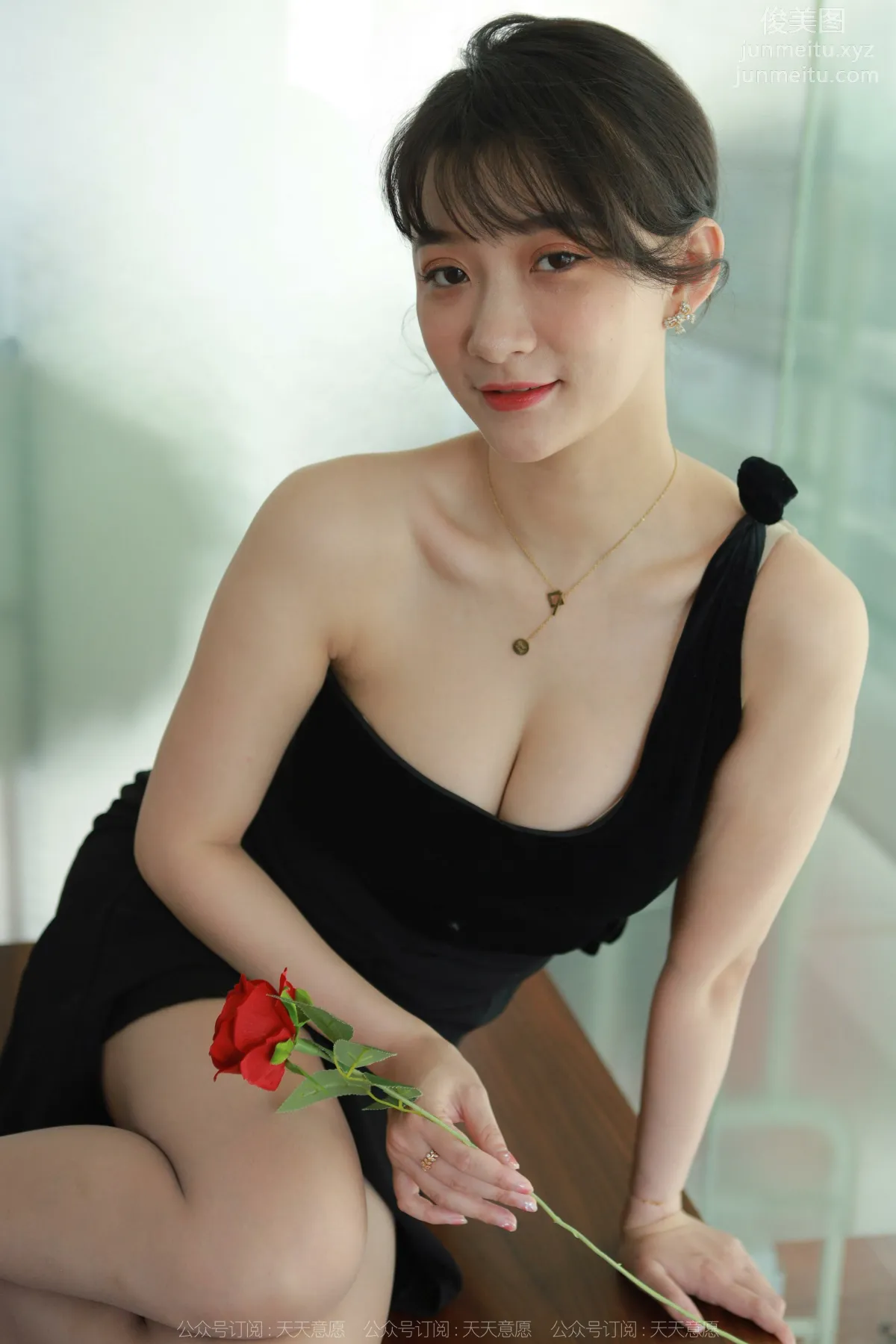 [IESS] 2022.08.10 Silk Enjoyer 1173: IESS Qiuqiu, Sexy Red Rose [97P] photo 85