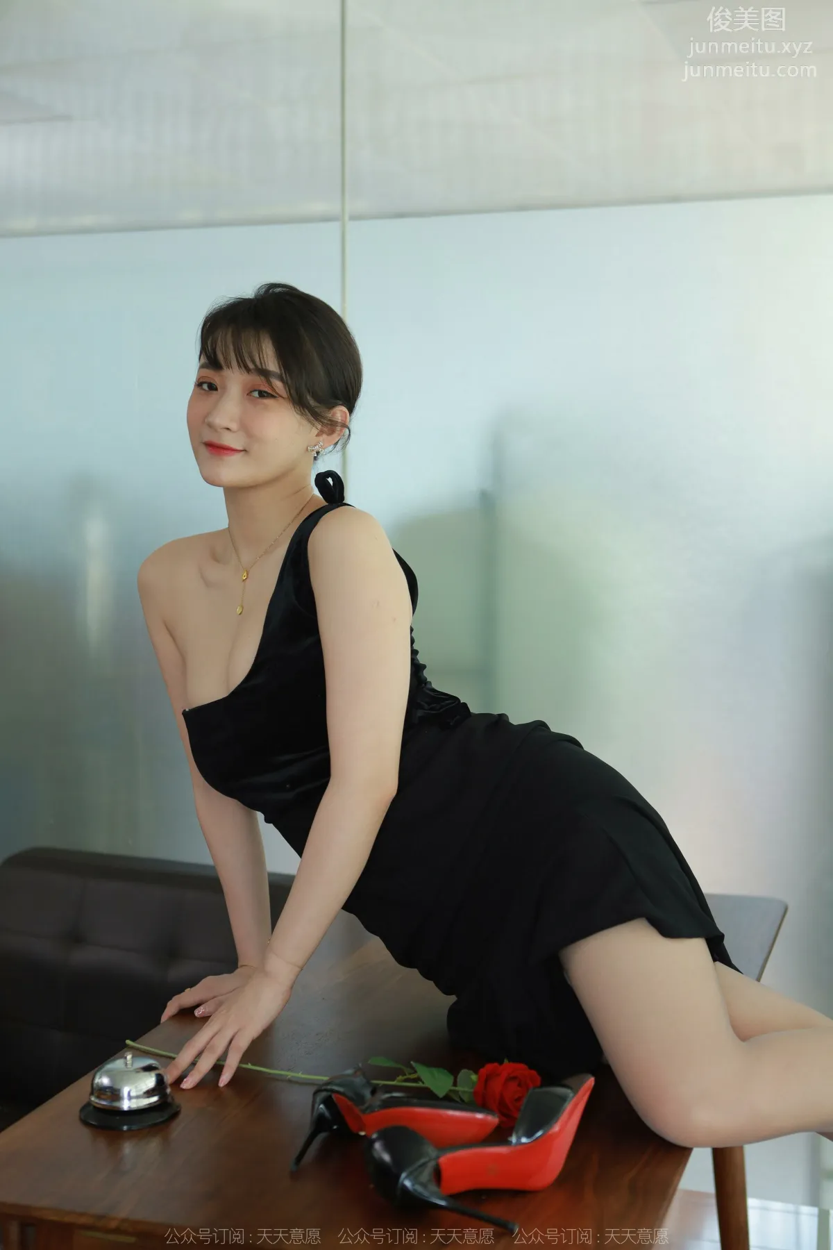 [IESS] 2022.08.10 Silk Enjoyer 1173: IESS Qiuqiu, Sexy Red Rose [97P] photo 92