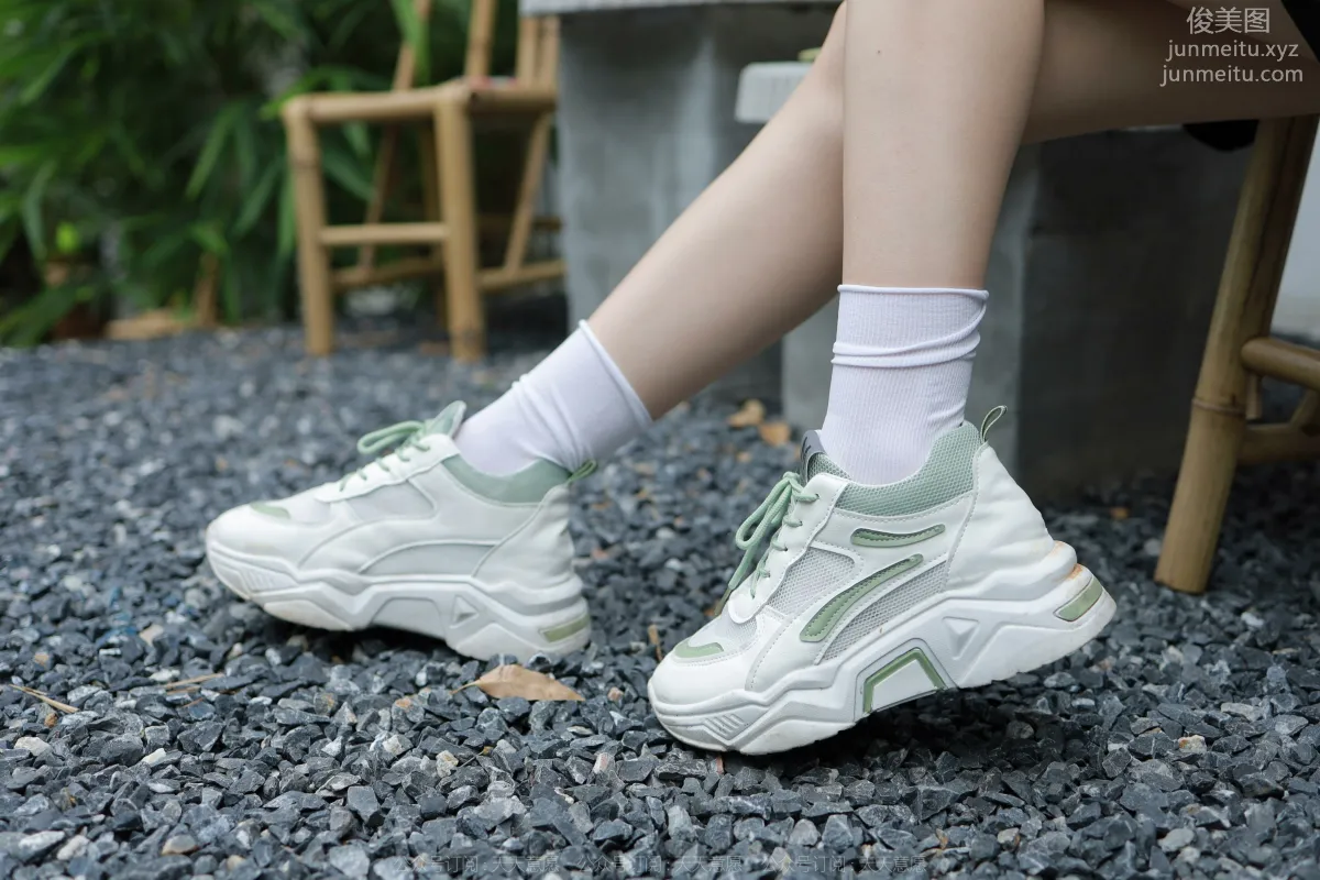 Mi Mi: IESS No. 1174 photo 76