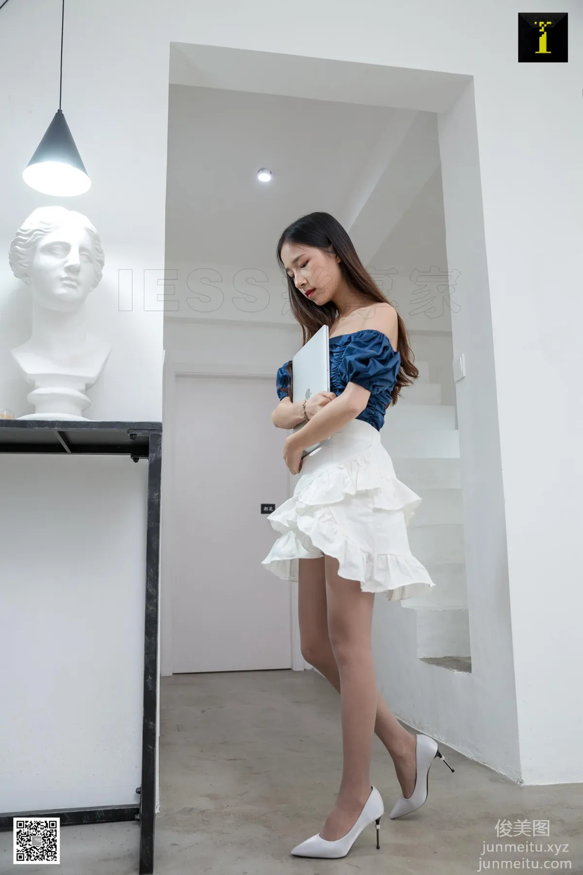 [IESS] 2019.08.23 Silk Enjoyer 557: Mei Zi Changing Shoes at Home, Mei Zi [95P] photo 90