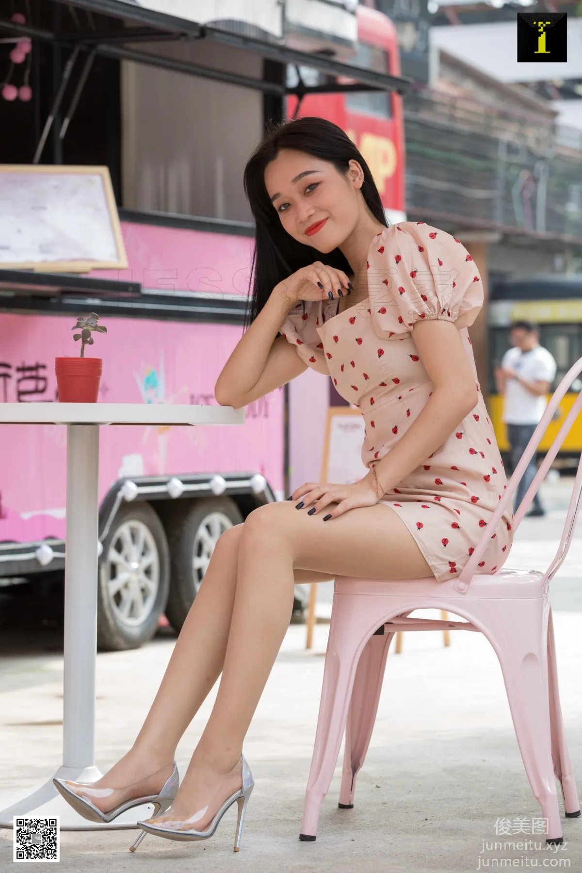 Ke Le: IESS No. 586 photo 7