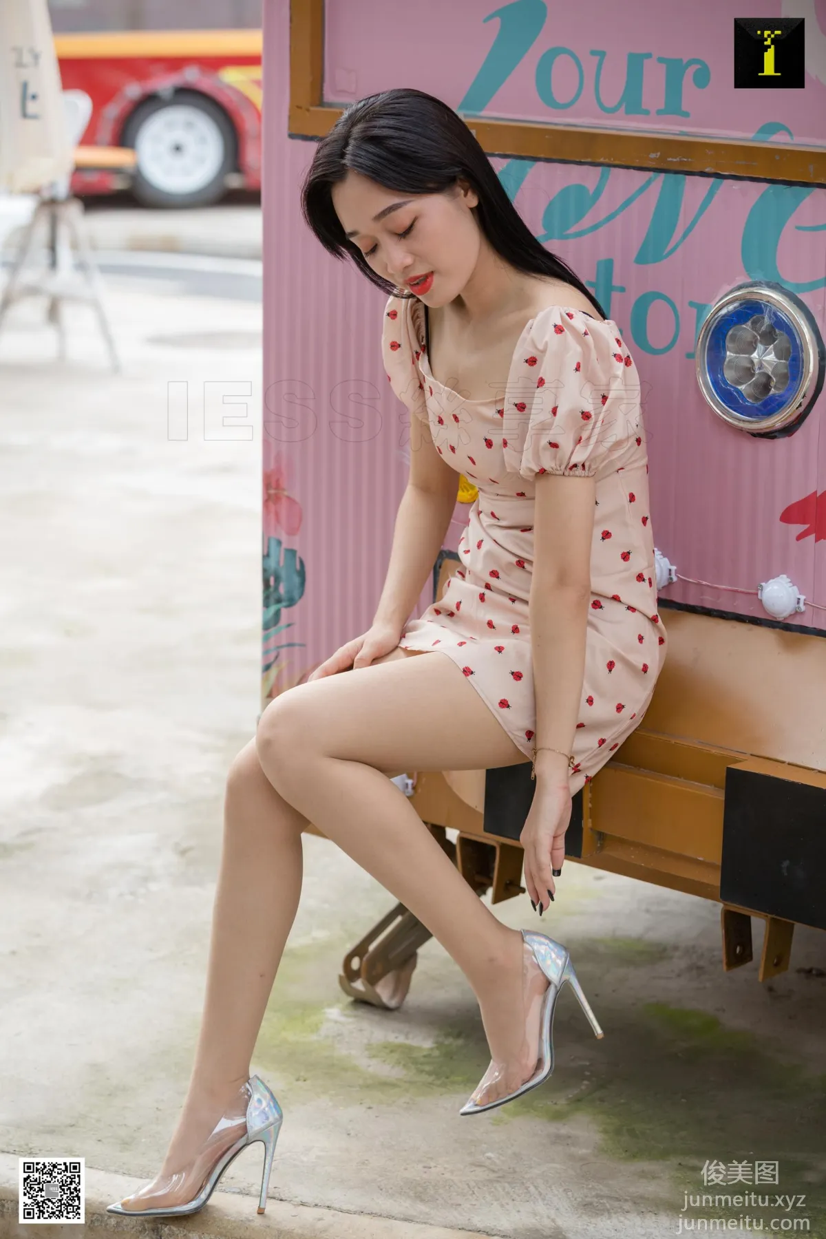 Ke Le: IESS No. 586 photo 76