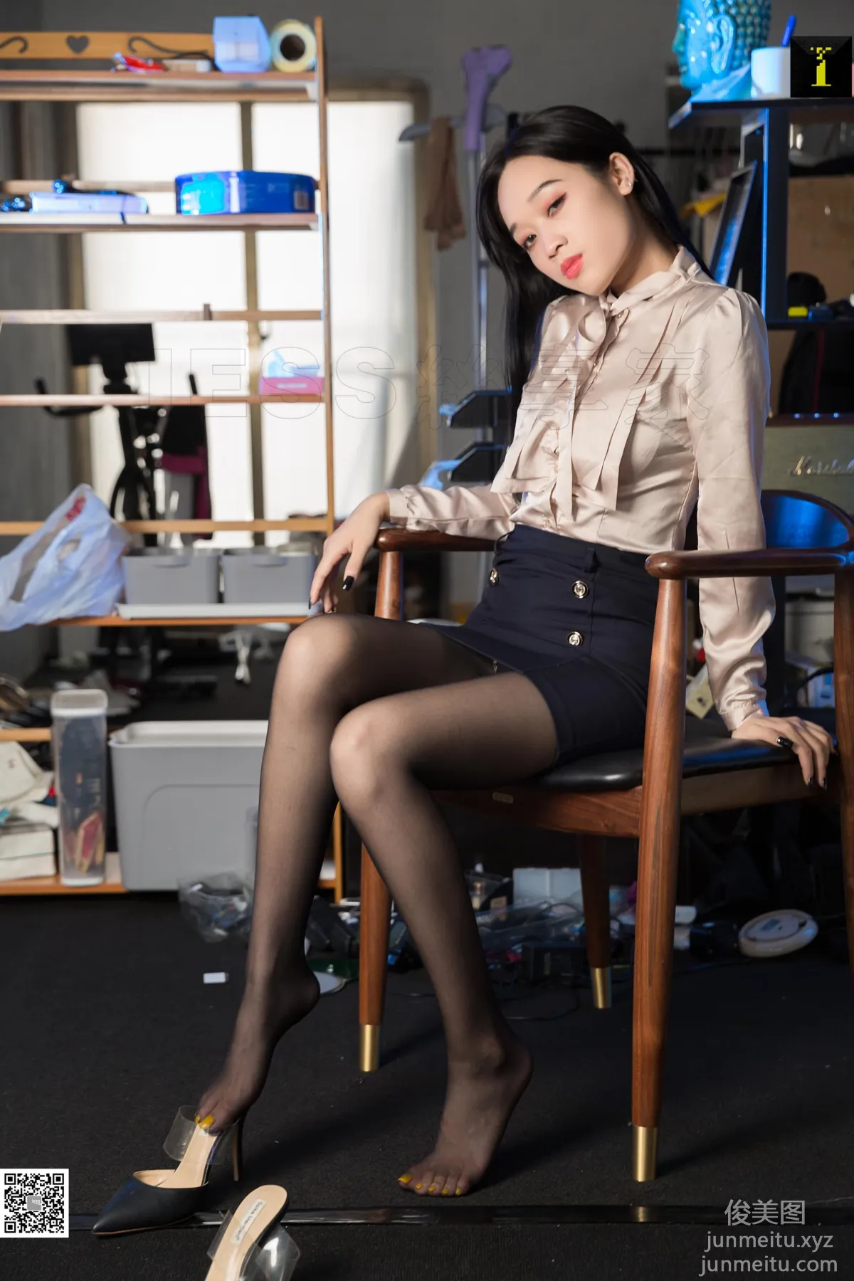 Ke Le: IESS No. 592 photo 67