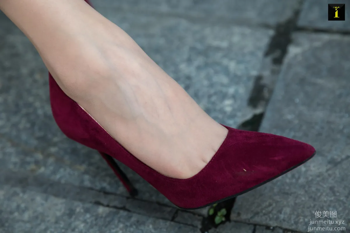 [IESS] 2019.12.06 Silk Enjoyer 632: Zi Wei, Putting on Newly Bought High Heels [95P] photo 21