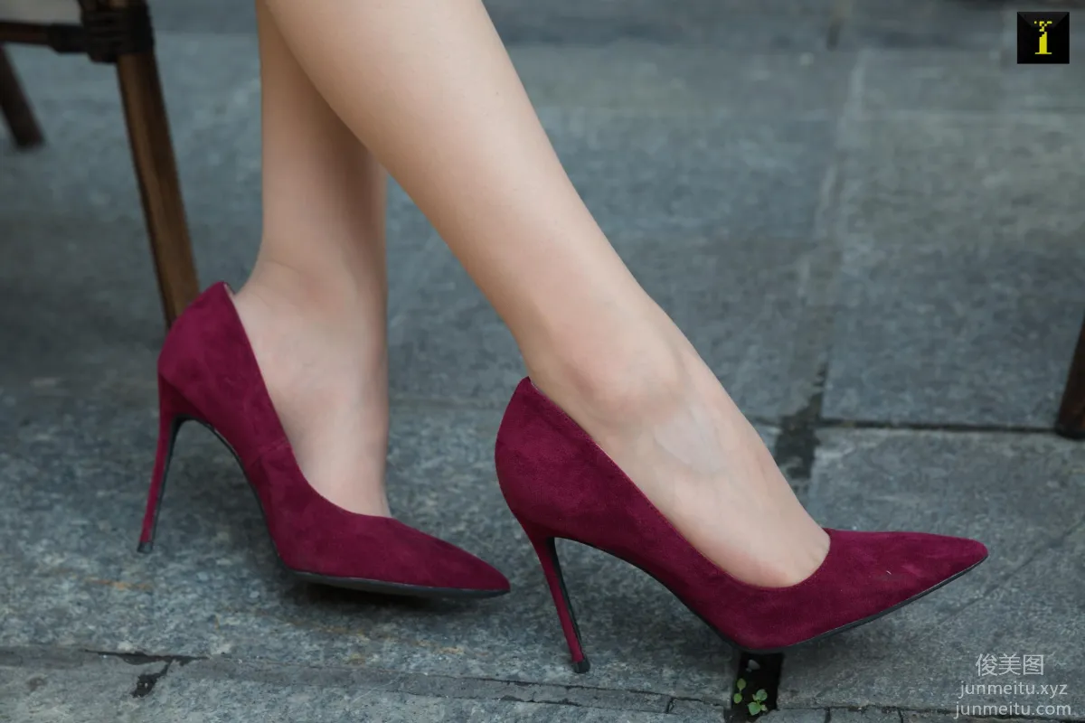 [IESS] 2019.12.06 Silk Enjoyer 632: Zi Wei, Putting on Newly Bought High Heels [95P] photo 25