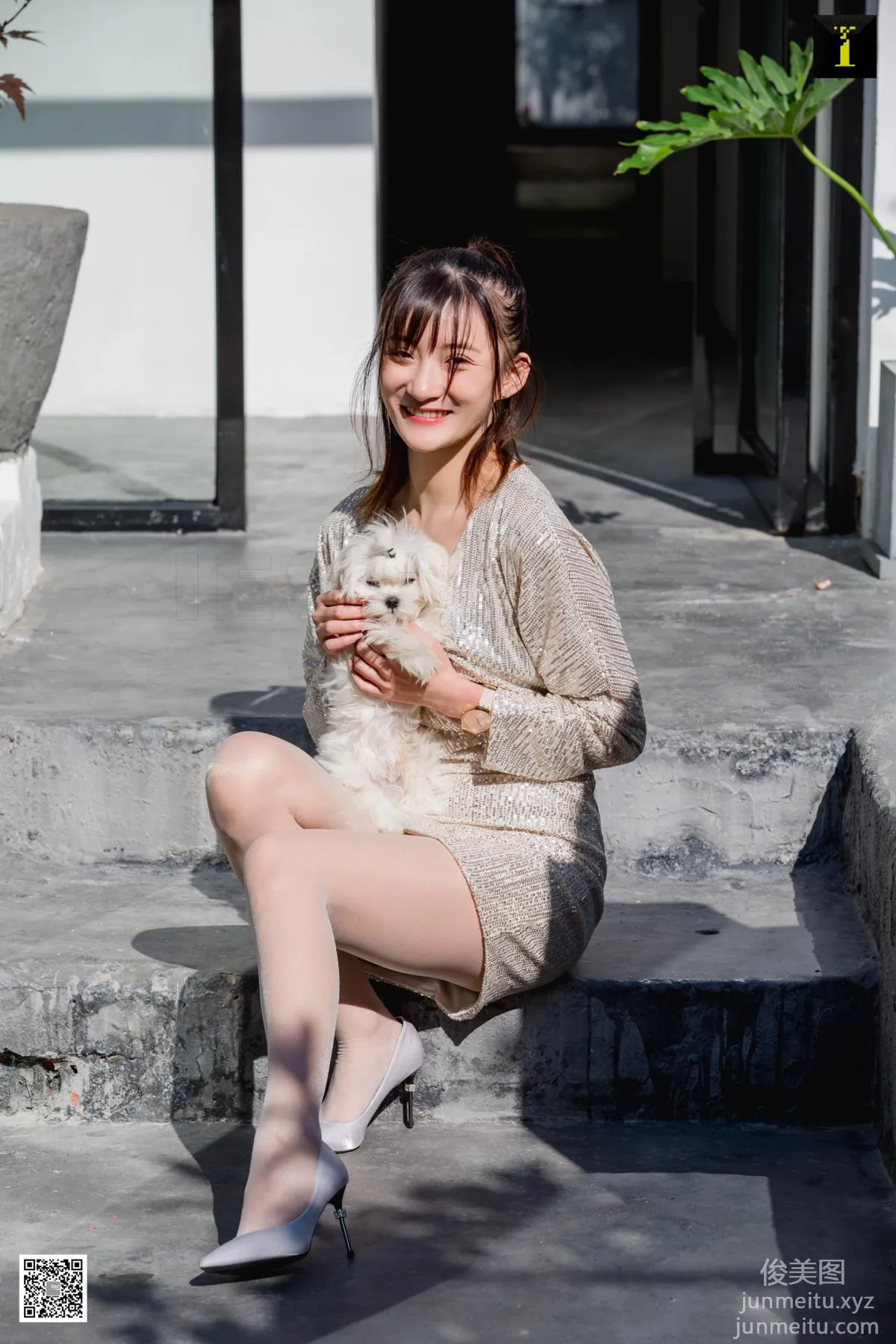 [IESS] 2020.02.11 Silk Enjoyer 677: IESS Qiuqiu, Shadow of Beautiful Stockings [95P] photo 5