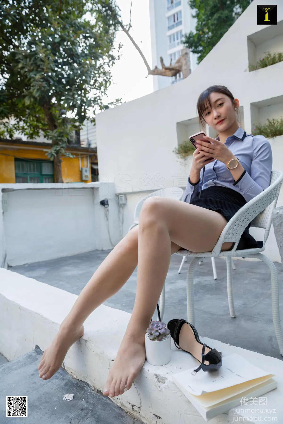 [IESS] 2020.03.30 Silk Enjoyer 710: IESS Qiuqiu, White-Collar Courtyard Relaxing [95P] photo 83