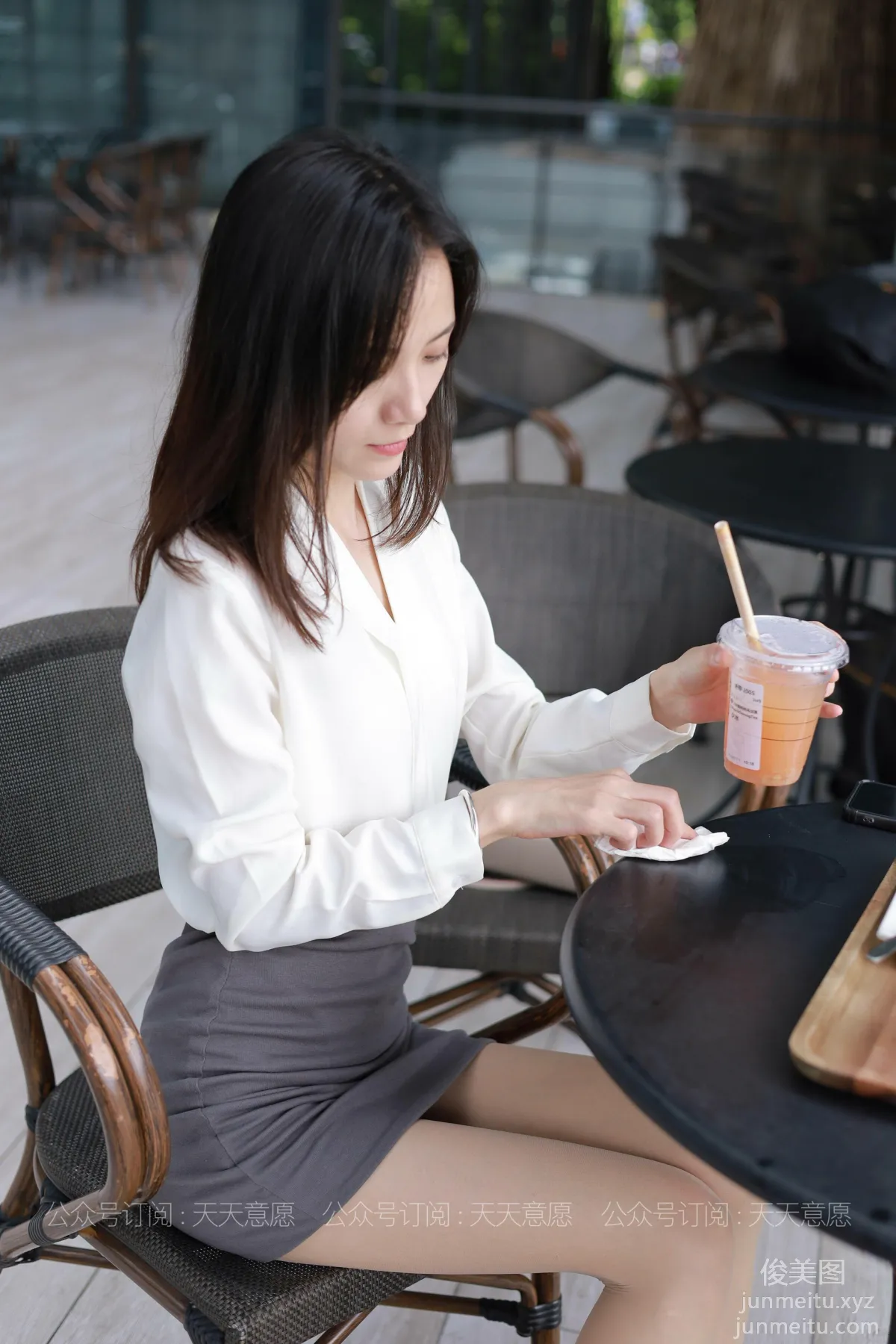 [IESS] 2021.07.08 Silk Enjoyer 855: Xiao Liu, White OL Outfit [90P] photo 9