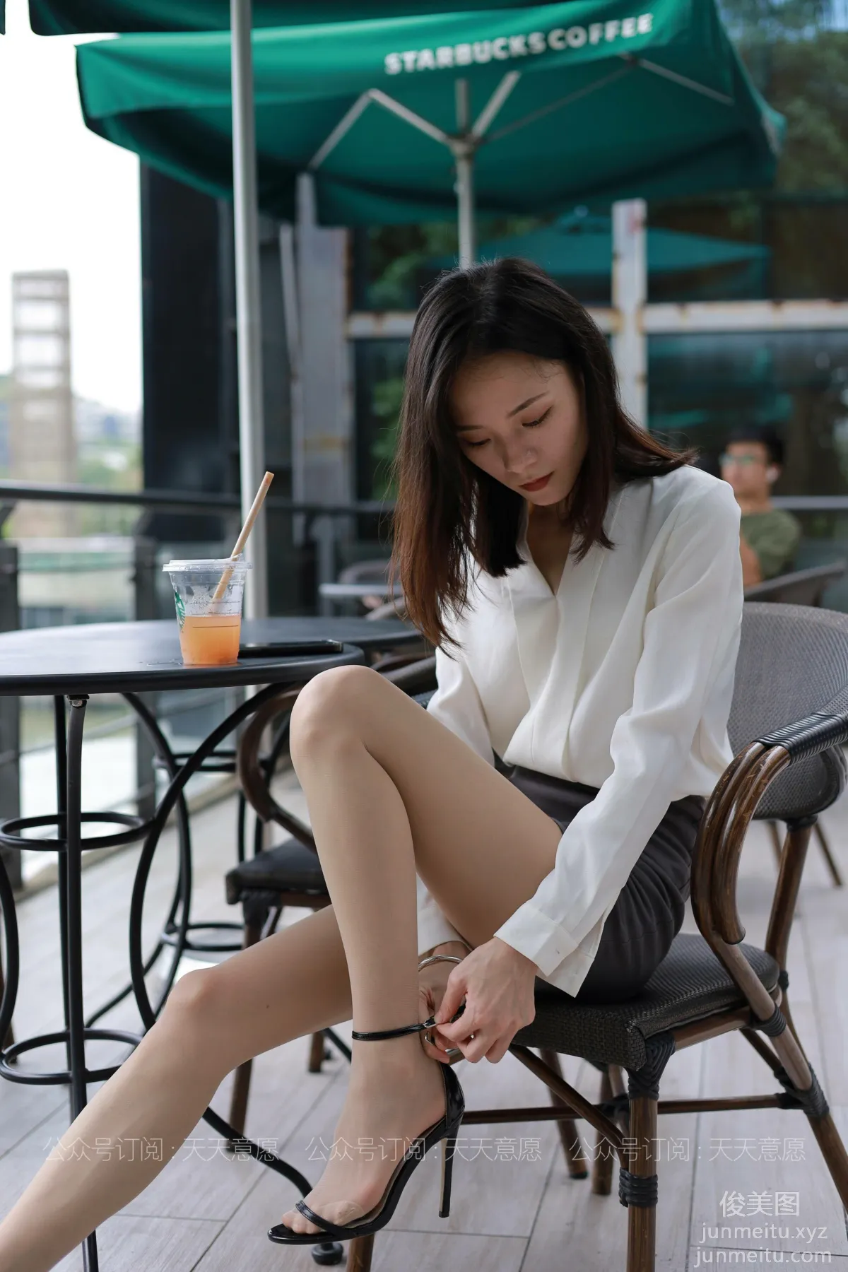 [IESS] 2021.07.08 Silk Enjoyer 855: Xiao Liu, White OL Outfit [90P] photo 76