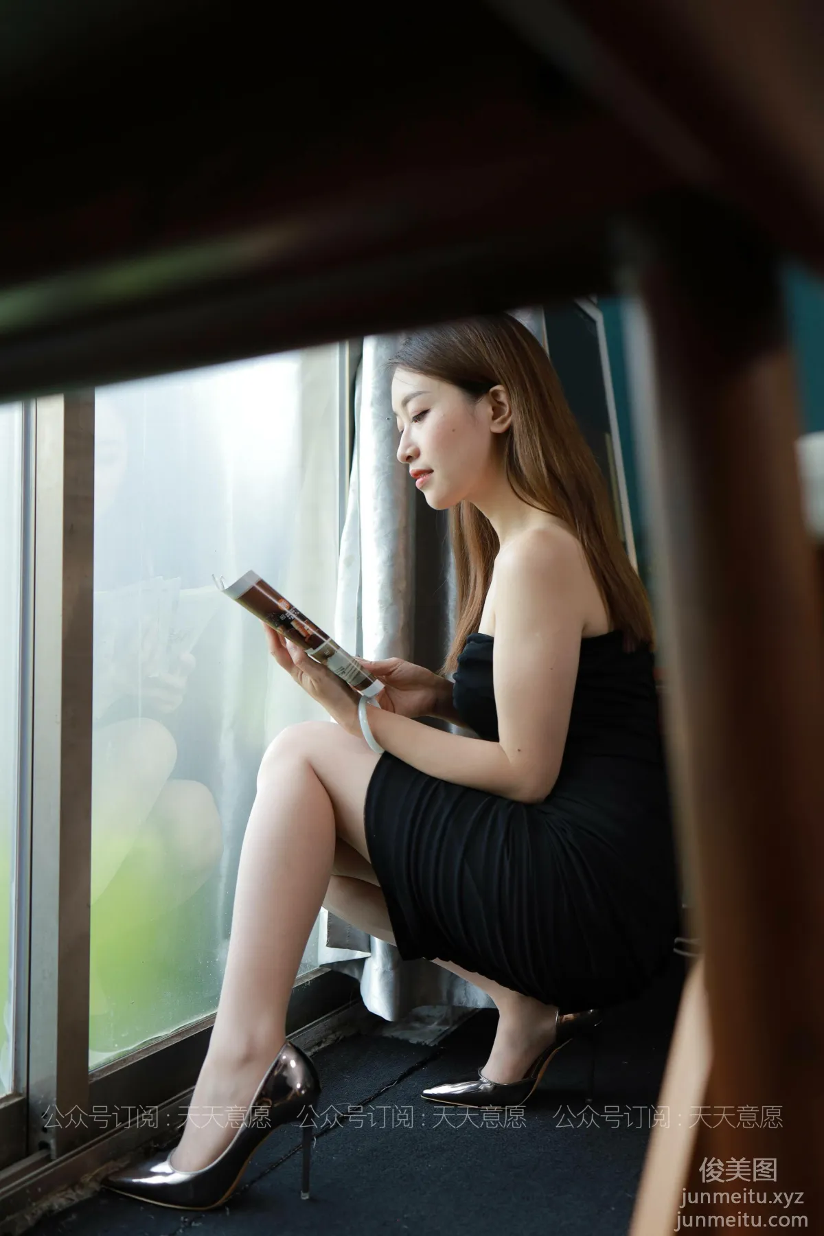 [IESS] 2021.08.16 Silk Enjoyer 891: Xiao Jie, Black Bodycon Skirt [102P] photo 48
