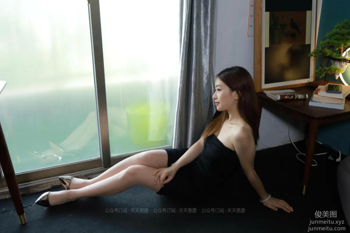[IESS] 2021.08.16 Silk Enjoyer 891: Xiao Jie, Black Bodycon Skirt [102P] photo 52
