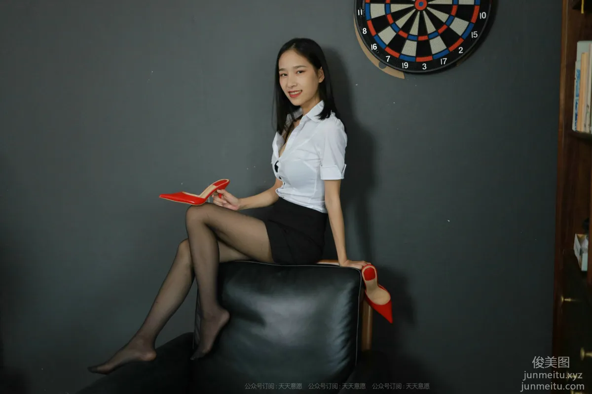 [IESS] 2021.09.15 Silk Enjoyer 919: Mei Zi, Red High Heels [96P] photo 69