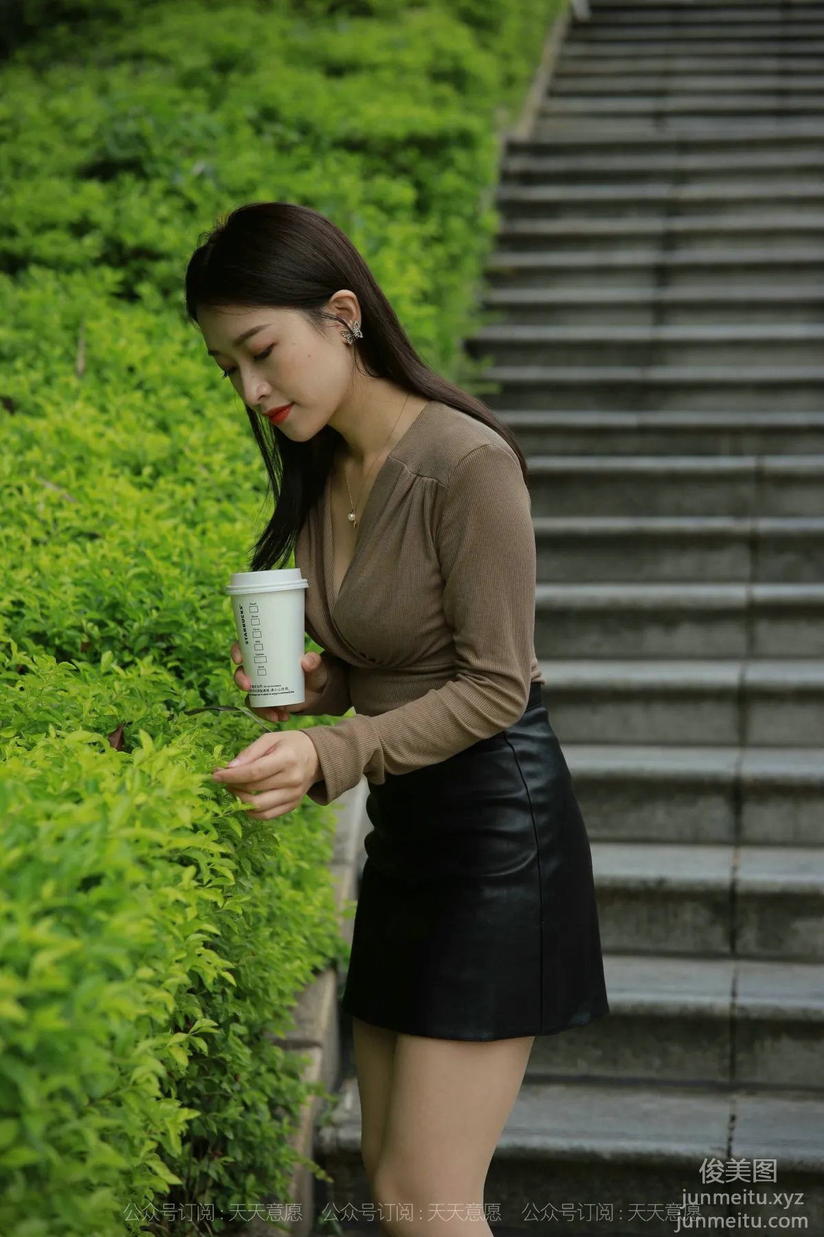 [IESS] 2021.10.07 Silk Enjoyer 940: Xiao Jie, Park Encounter [89P] photo 22