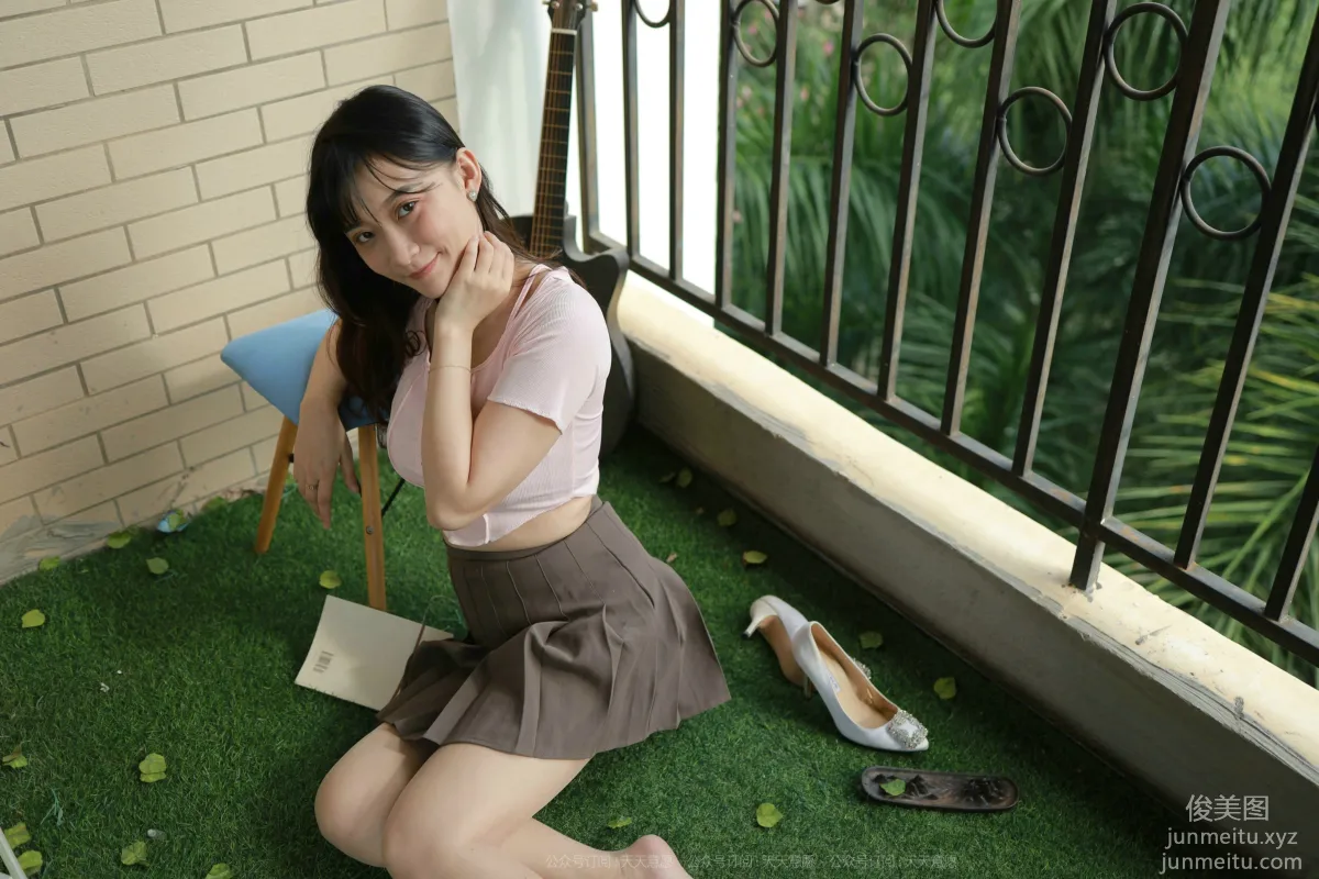 [IESS] 2021.10.10 Silk Enjoyer 943: IESS Qiuqiu, Beauty on the Balcony [92P] photo 40