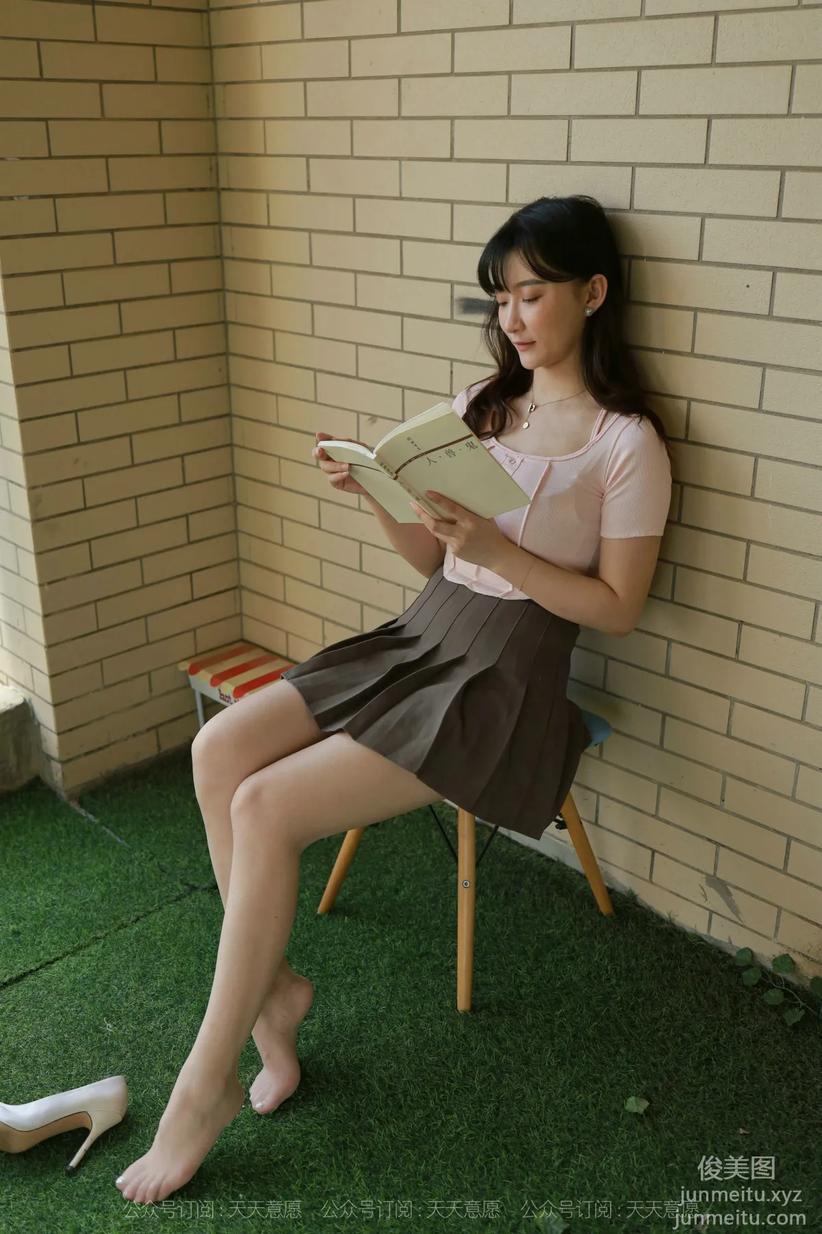[IESS] 2021.10.10 Silk Enjoyer 943: IESS Qiuqiu, Beauty on the Balcony [92P] photo 53