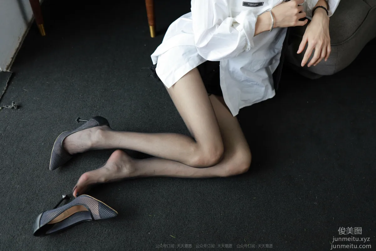 [IESS] 2021.10.11 Silk Enjoyer 944: Xiao Liu, Black Silk Ribbon [90P] photo 47