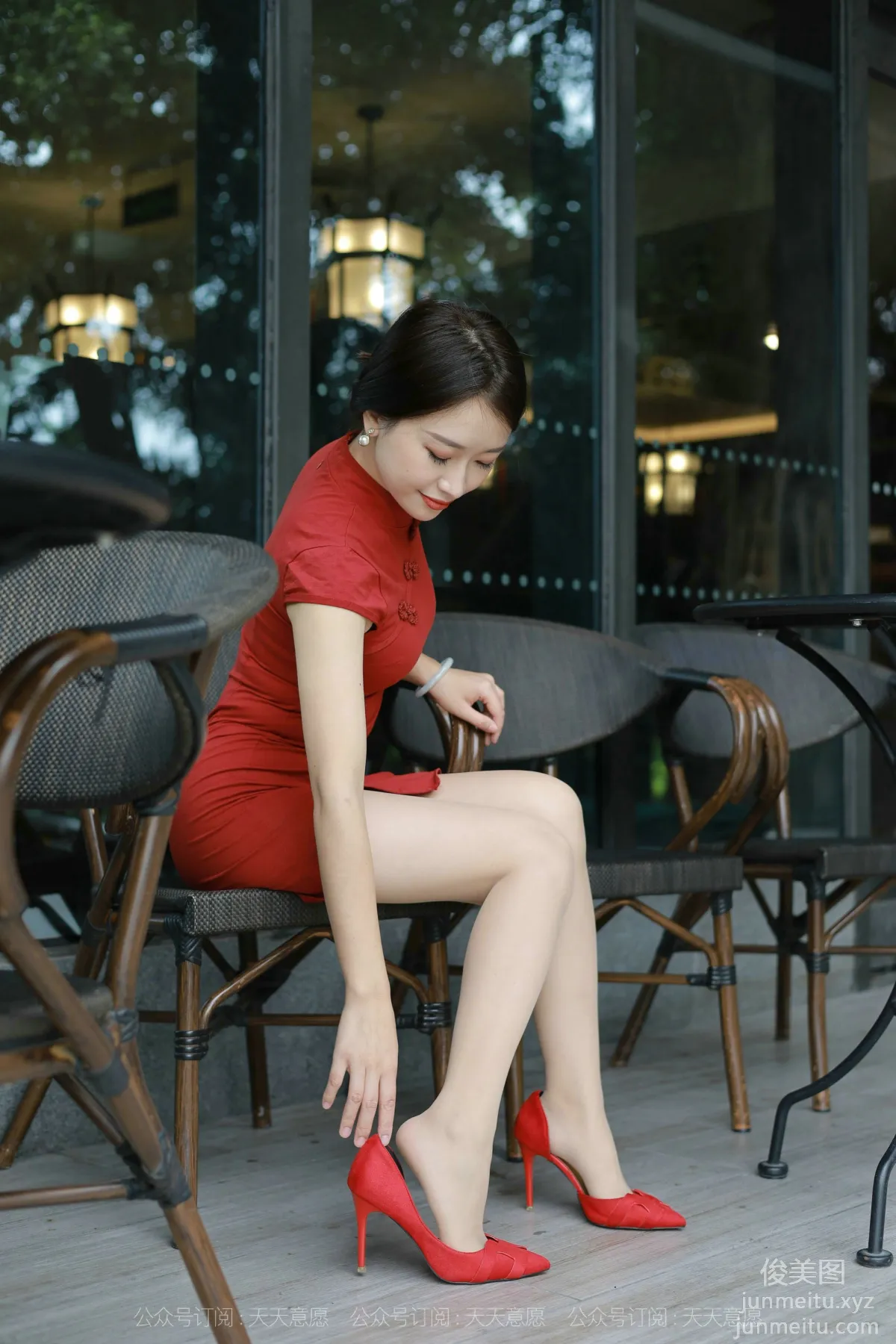 [IESS] 2021.10.15 Silk Enjoyer 948: Xiao Jie, Red Qipao [90P] photo 50
