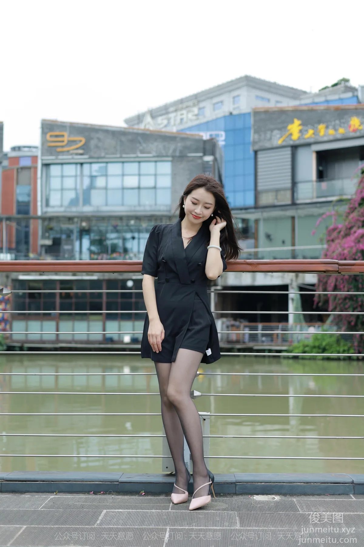 [IESS] 2021.10.20 Silk Enjoyer 953: Xiao Jie, Beauty on the Bridge [96P] photo 8